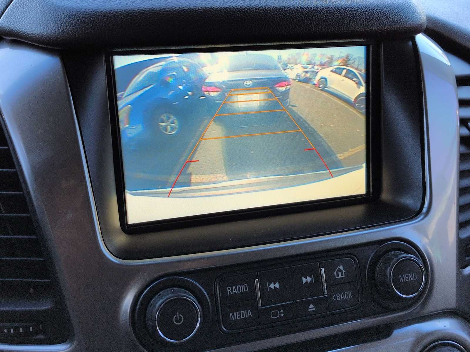 Thumbnail: 2016 Chevrolet Tahoe - 31