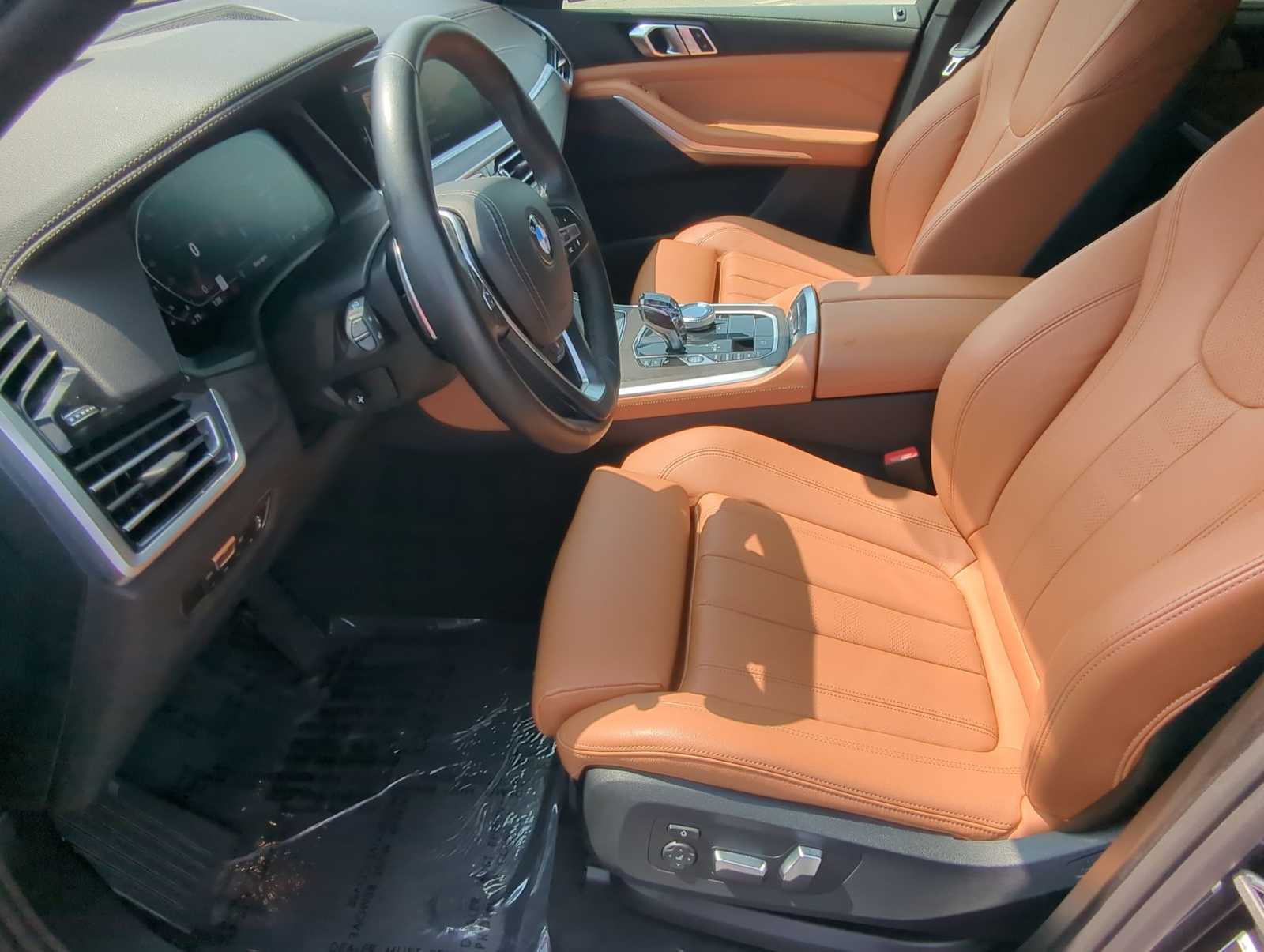 Thumbnail: 2022 BMW X5 - 10