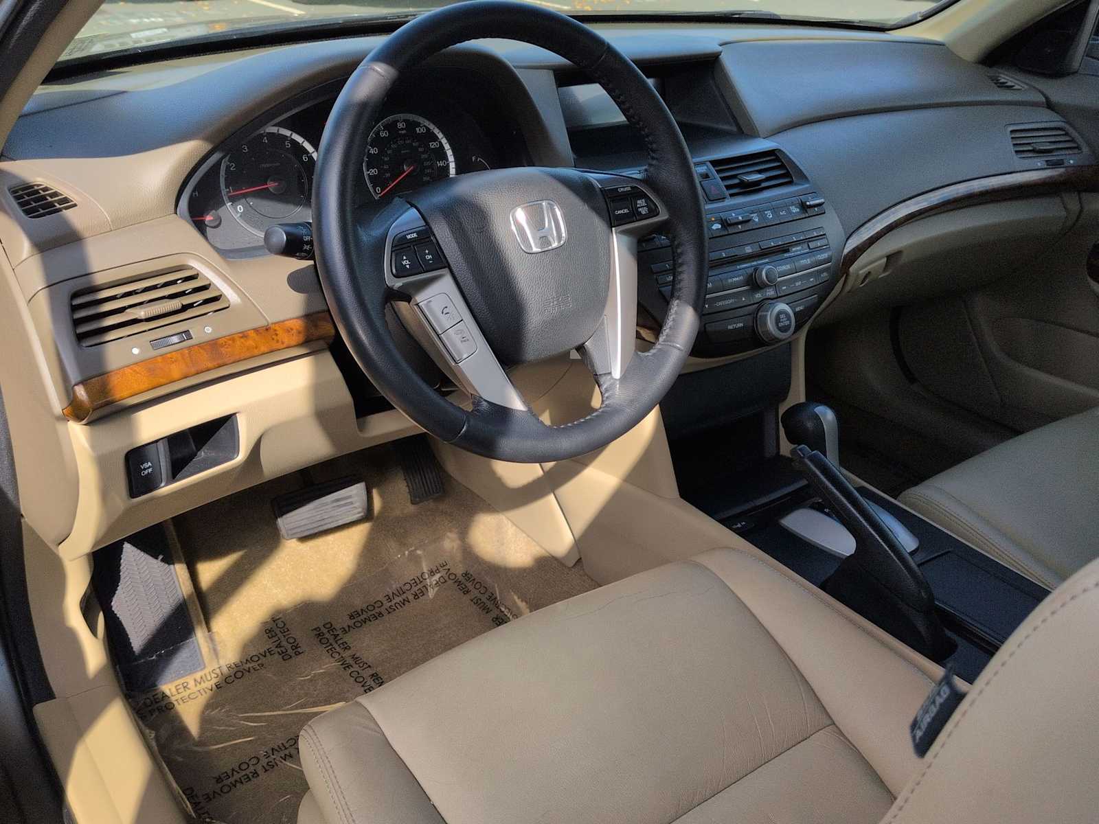 Thumbnail: 2010 Honda Accord - 15