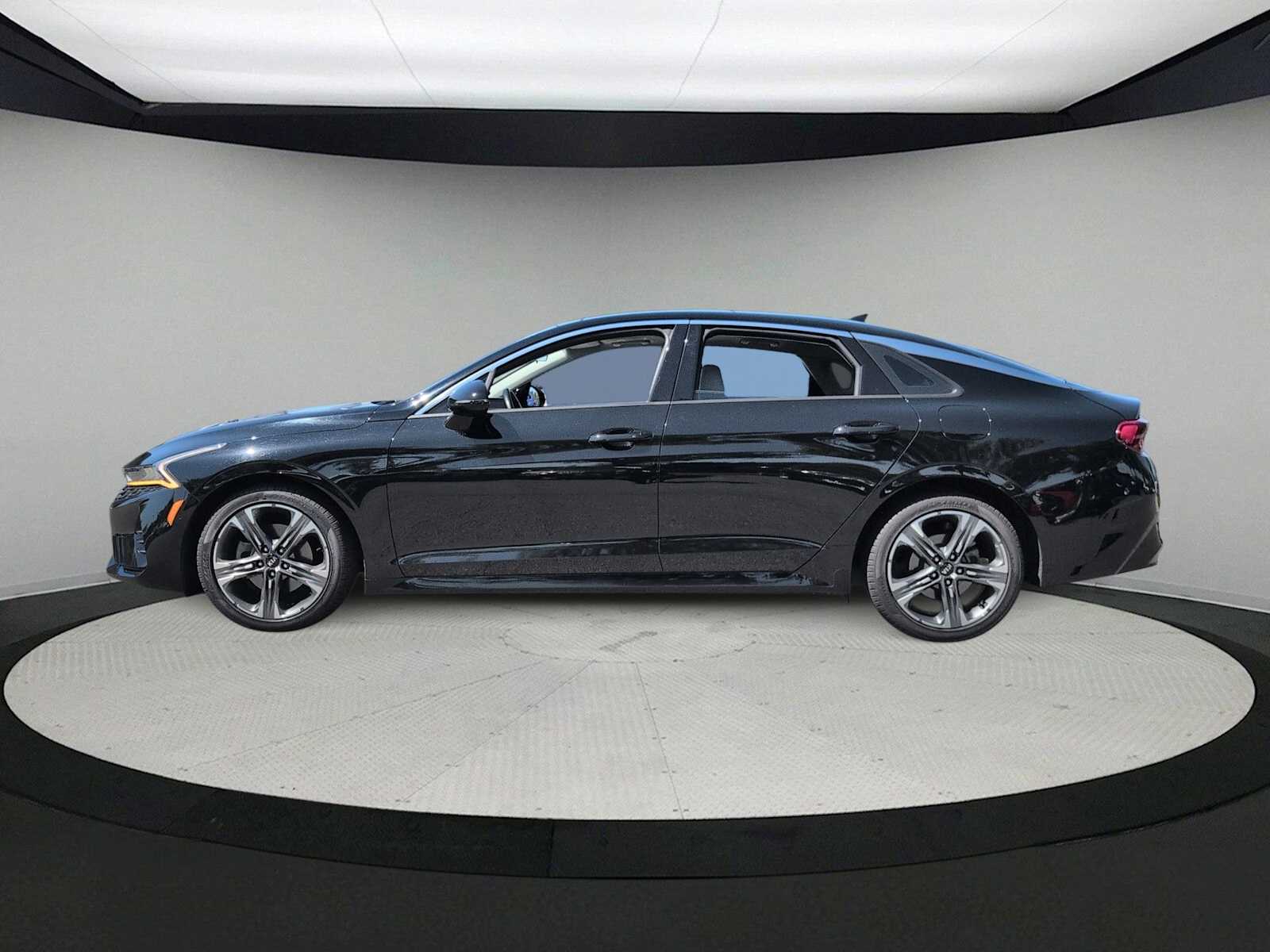 Thumbnail: 2021 Kia K5 - 5