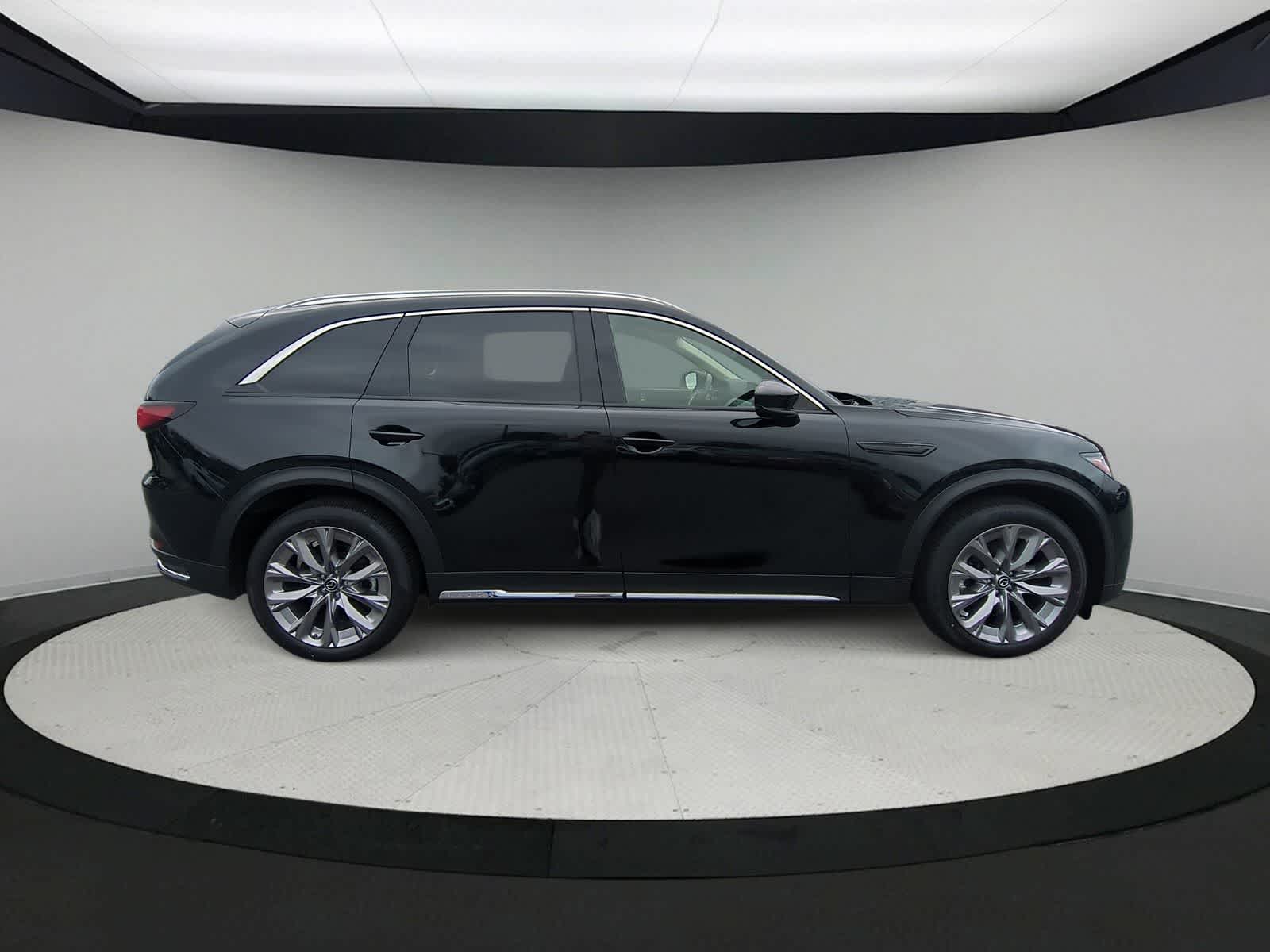 Thumbnail: 2024 Mazda CX-90 - 9