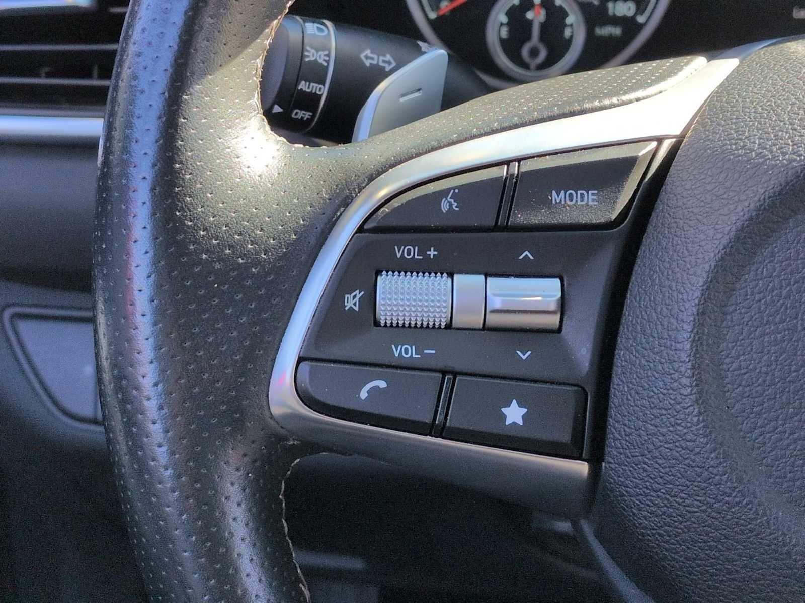 Thumbnail: 2023 Genesis G70 - 24