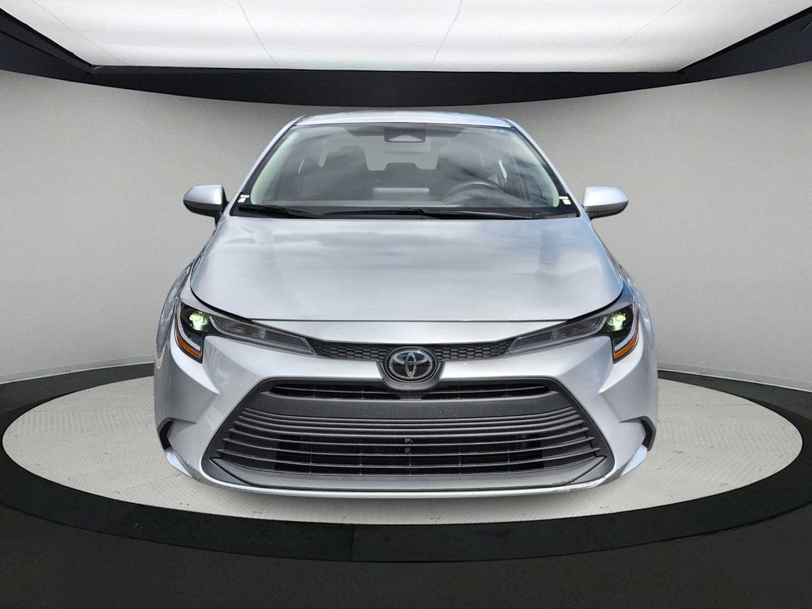 Thumbnail: 2024 Toyota Corolla - 3
