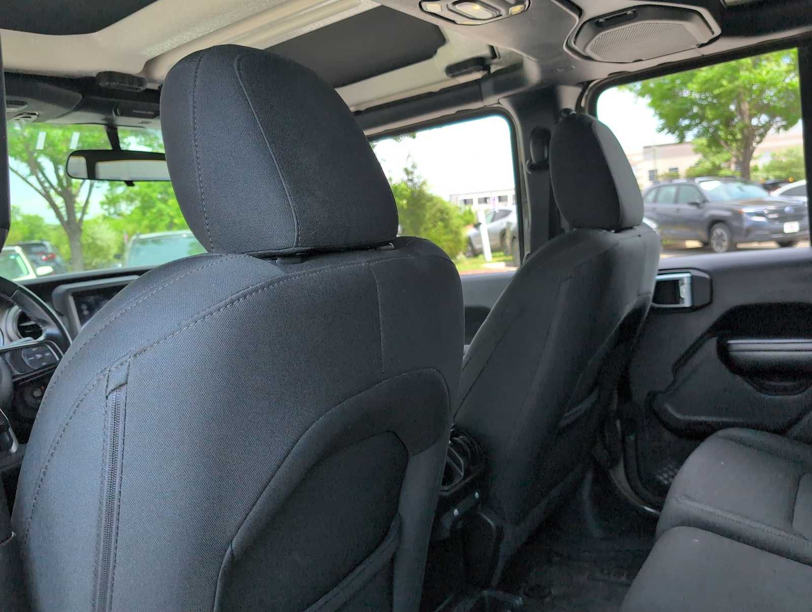 Thumbnail: 2020 Jeep Gladiator - 17