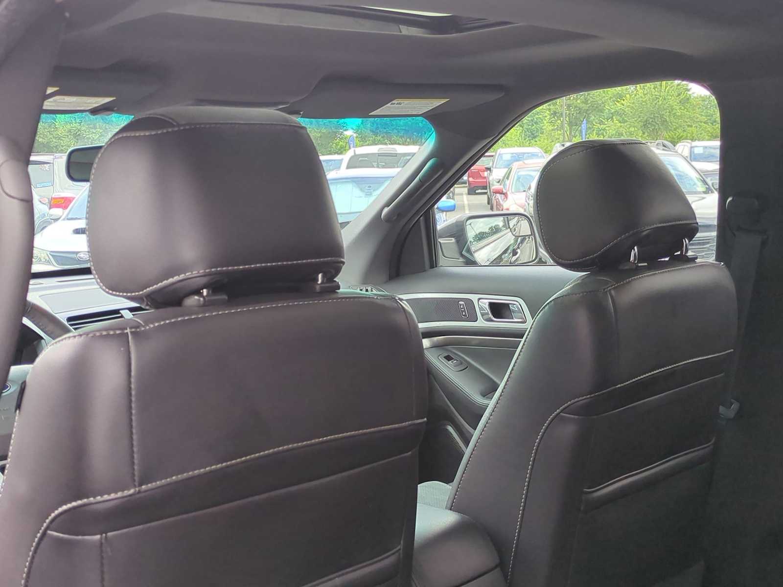 Thumbnail: 2015 Ford Explorer - 18