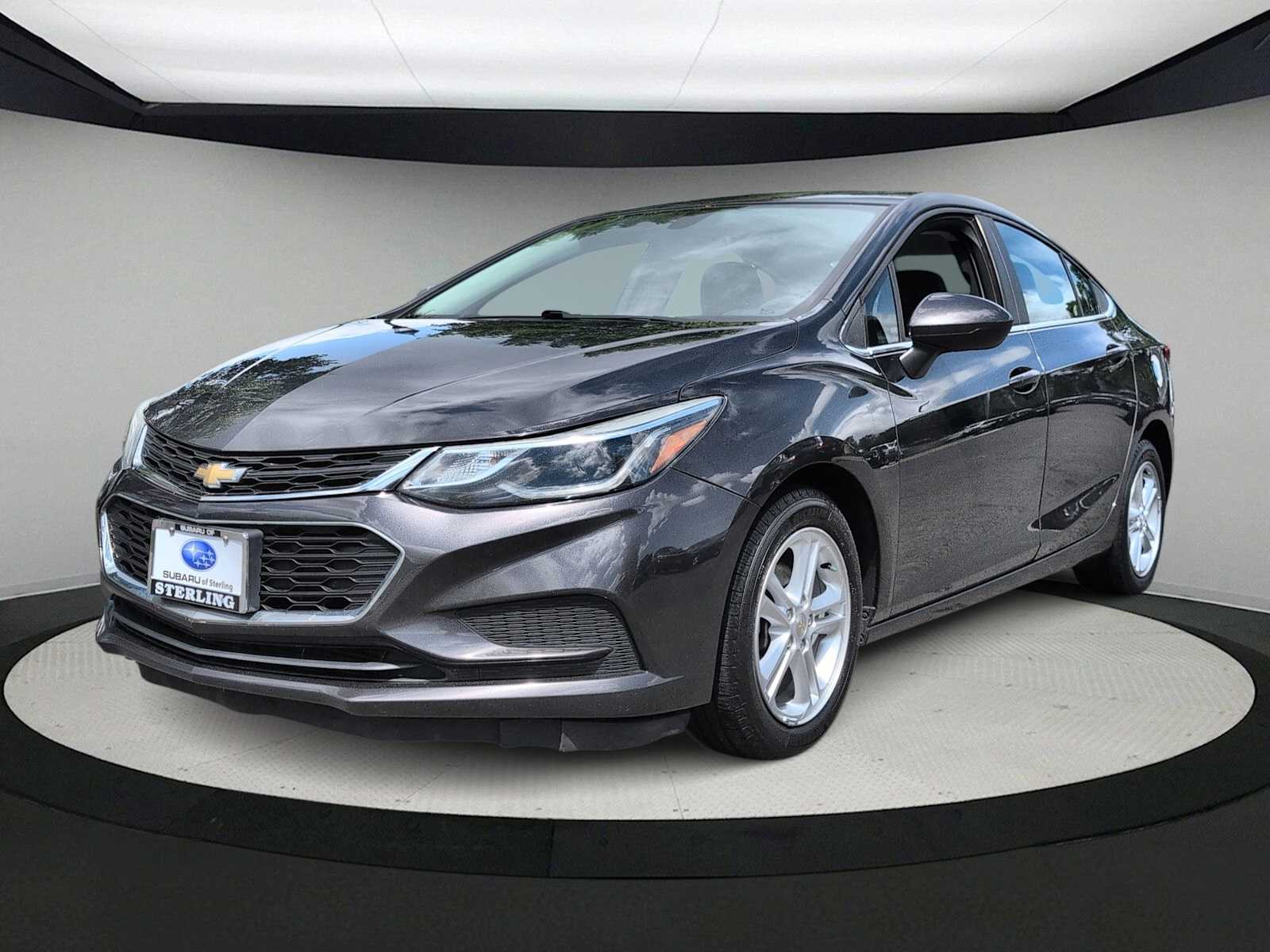Thumbnail: 2017 Chevrolet Cruze - 4