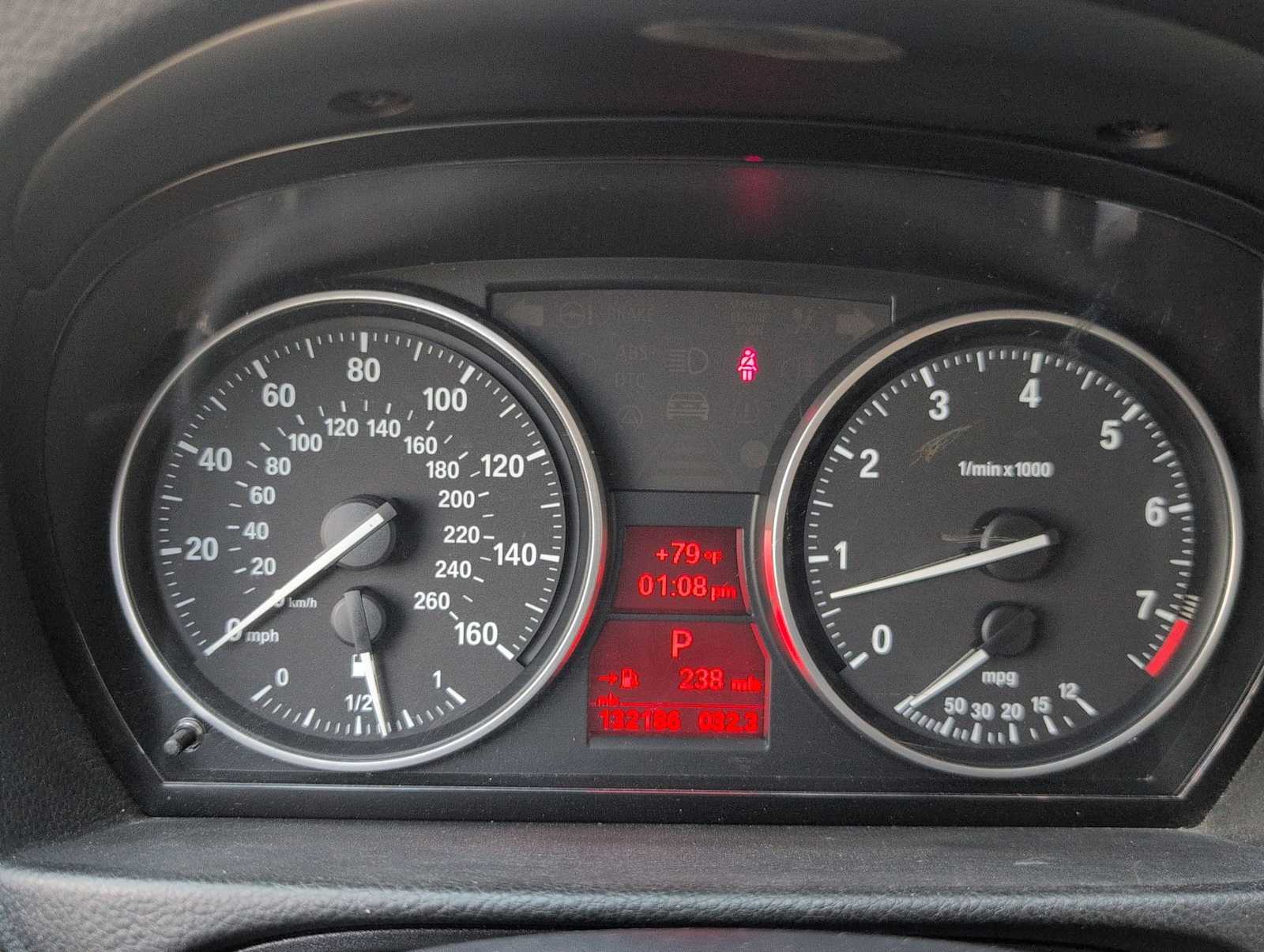 Thumbnail: 2010 BMW 3 Series - 29