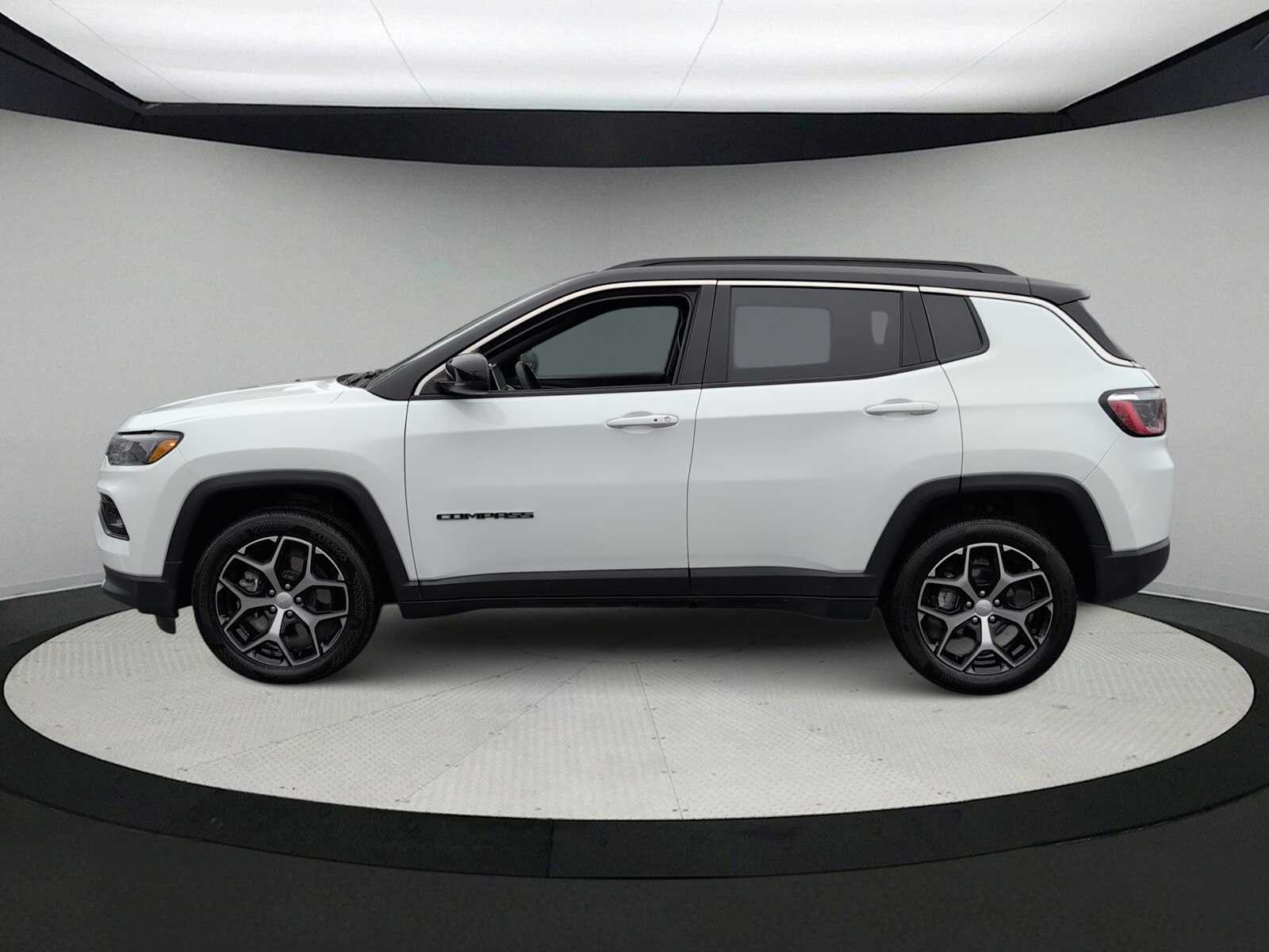 Thumbnail: 2024 Jeep Compass - 5