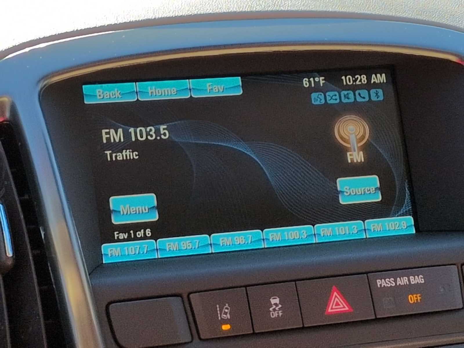 Thumbnail: 2016 Buick Verano - 32