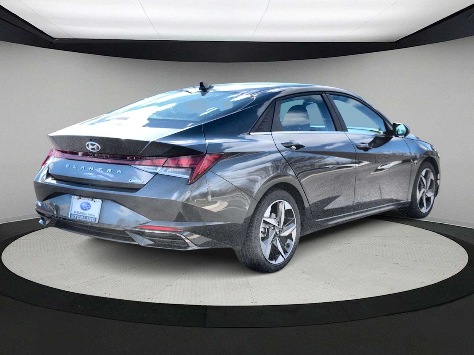 Thumbnail: 2023 Hyundai Elantra - 8