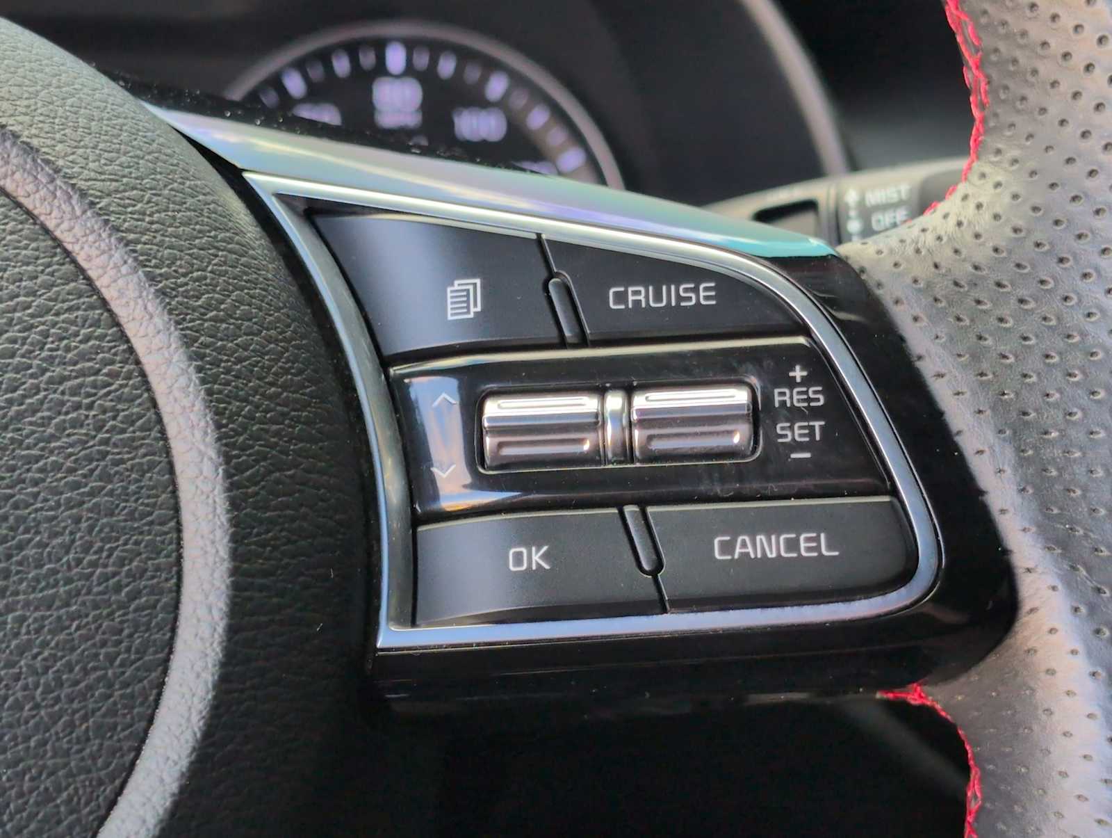 Thumbnail: 2020 Kia Forte - 24