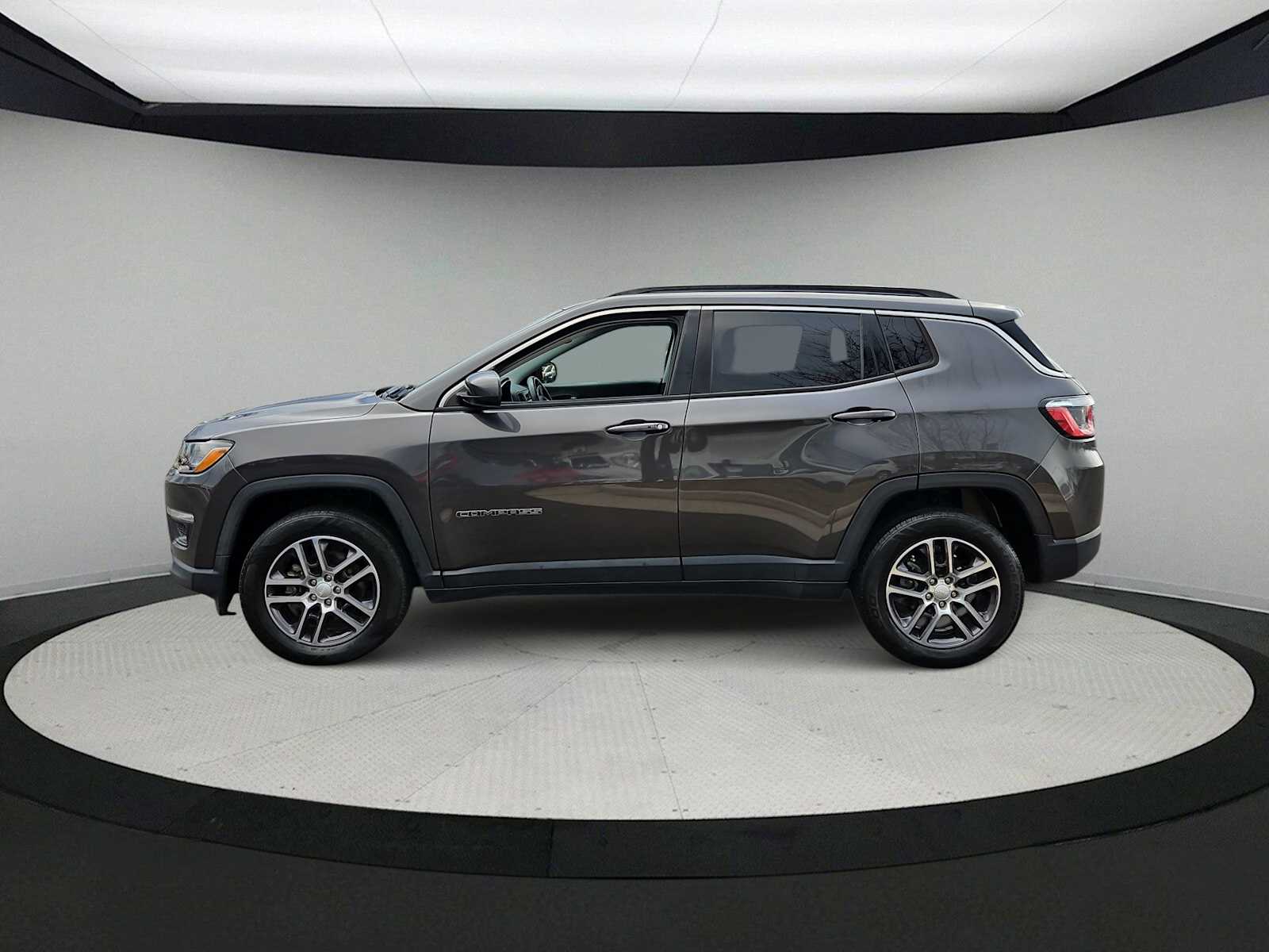 Thumbnail: 2019 Jeep Compass - 5