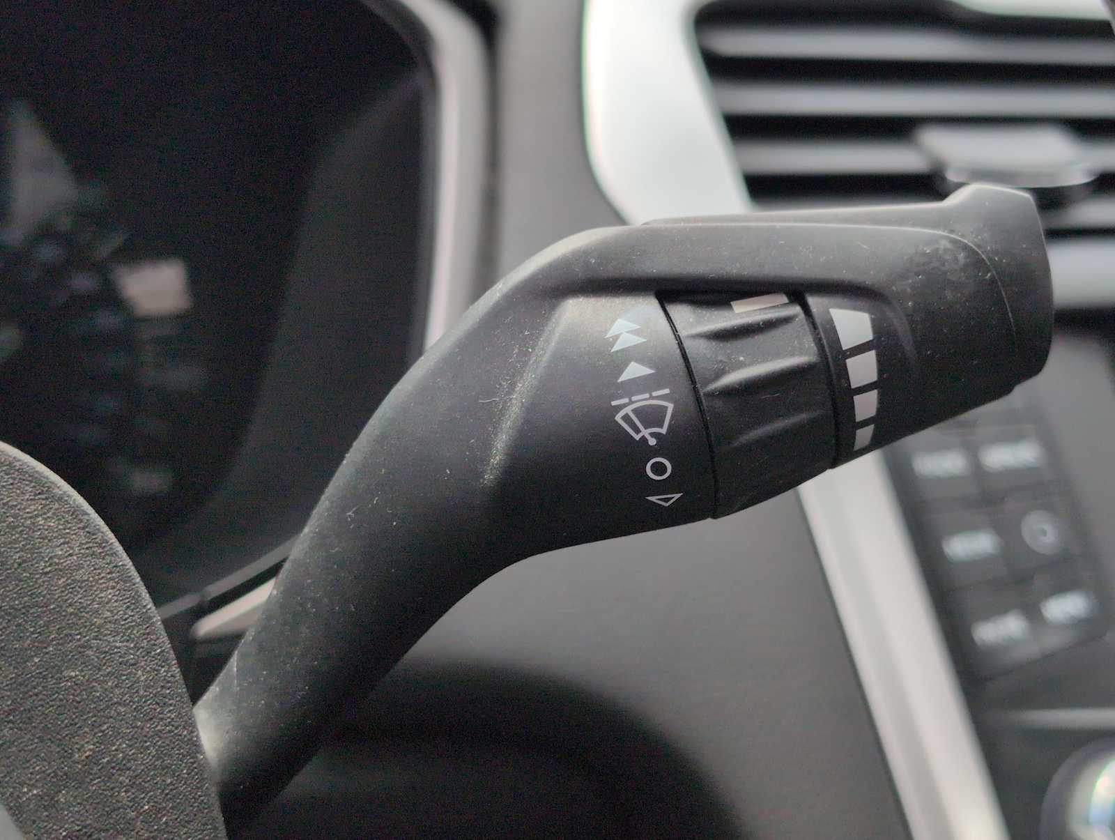 Thumbnail: 2013 Ford Fusion - 25