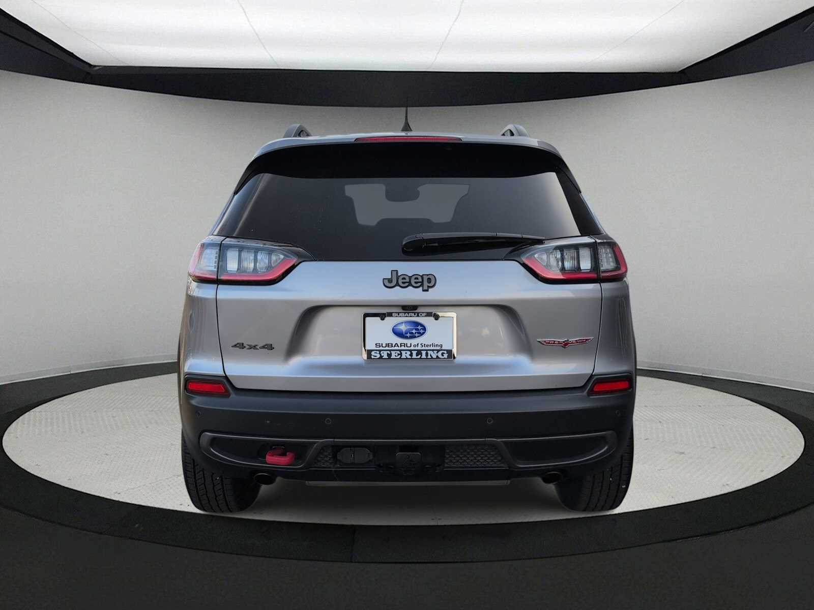 Thumbnail: 2019 Jeep Cherokee - 7