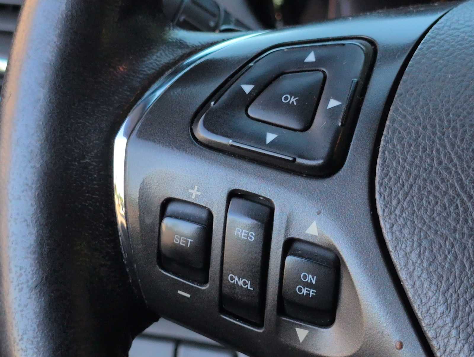 Thumbnail: 2014 Lincoln MKT - 22
