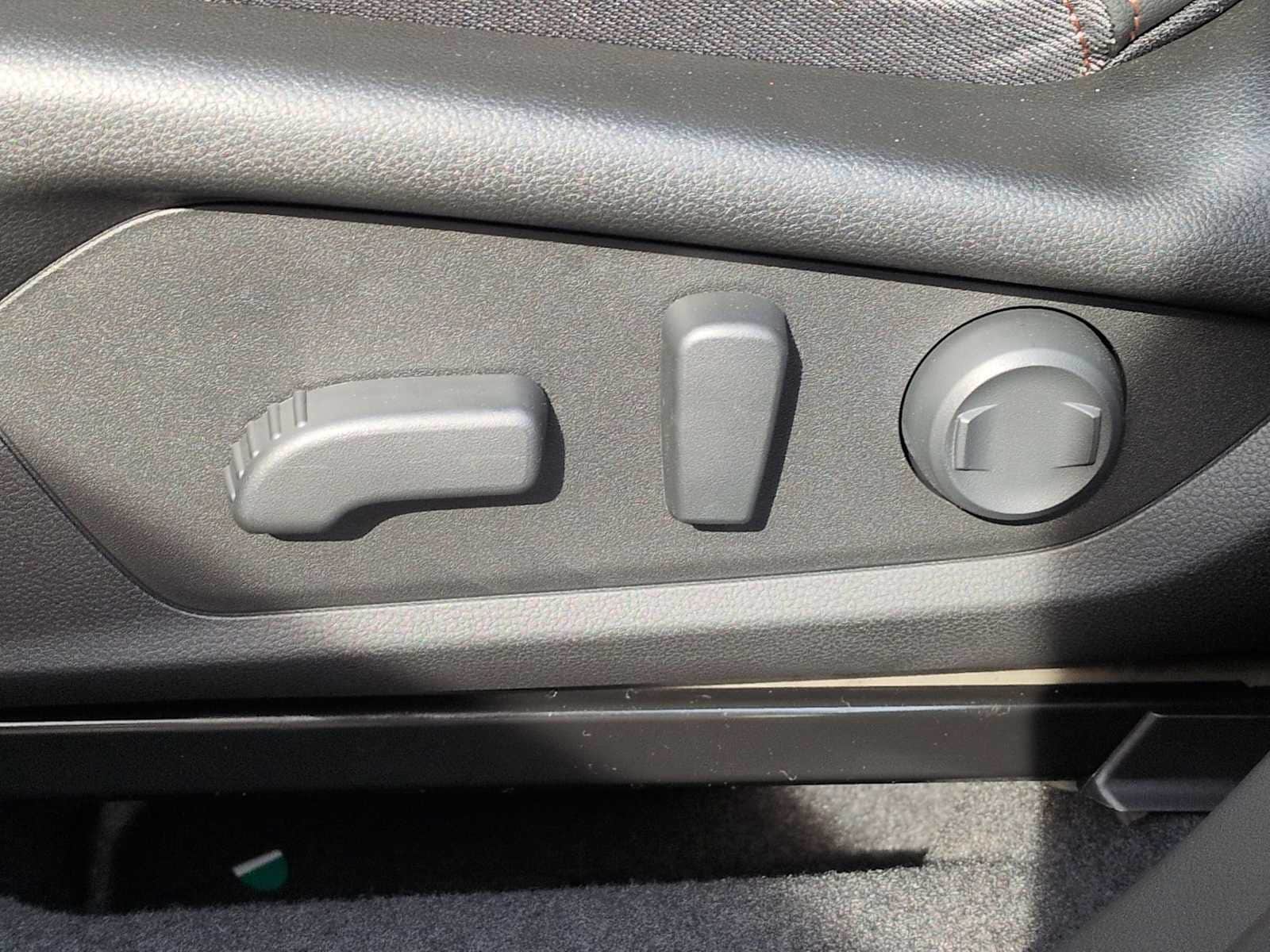 Thumbnail: 2025 Subaru Forester - 18