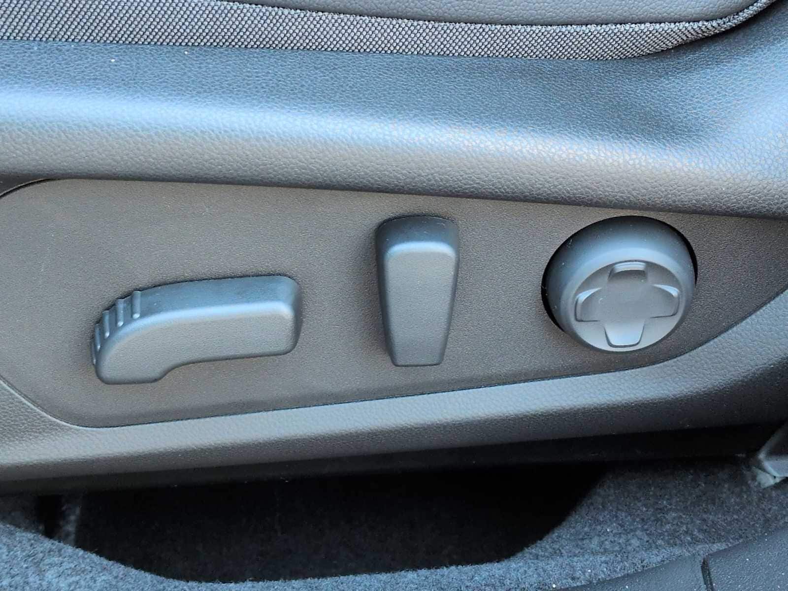 Thumbnail: 2026 Subaru Outback - 18