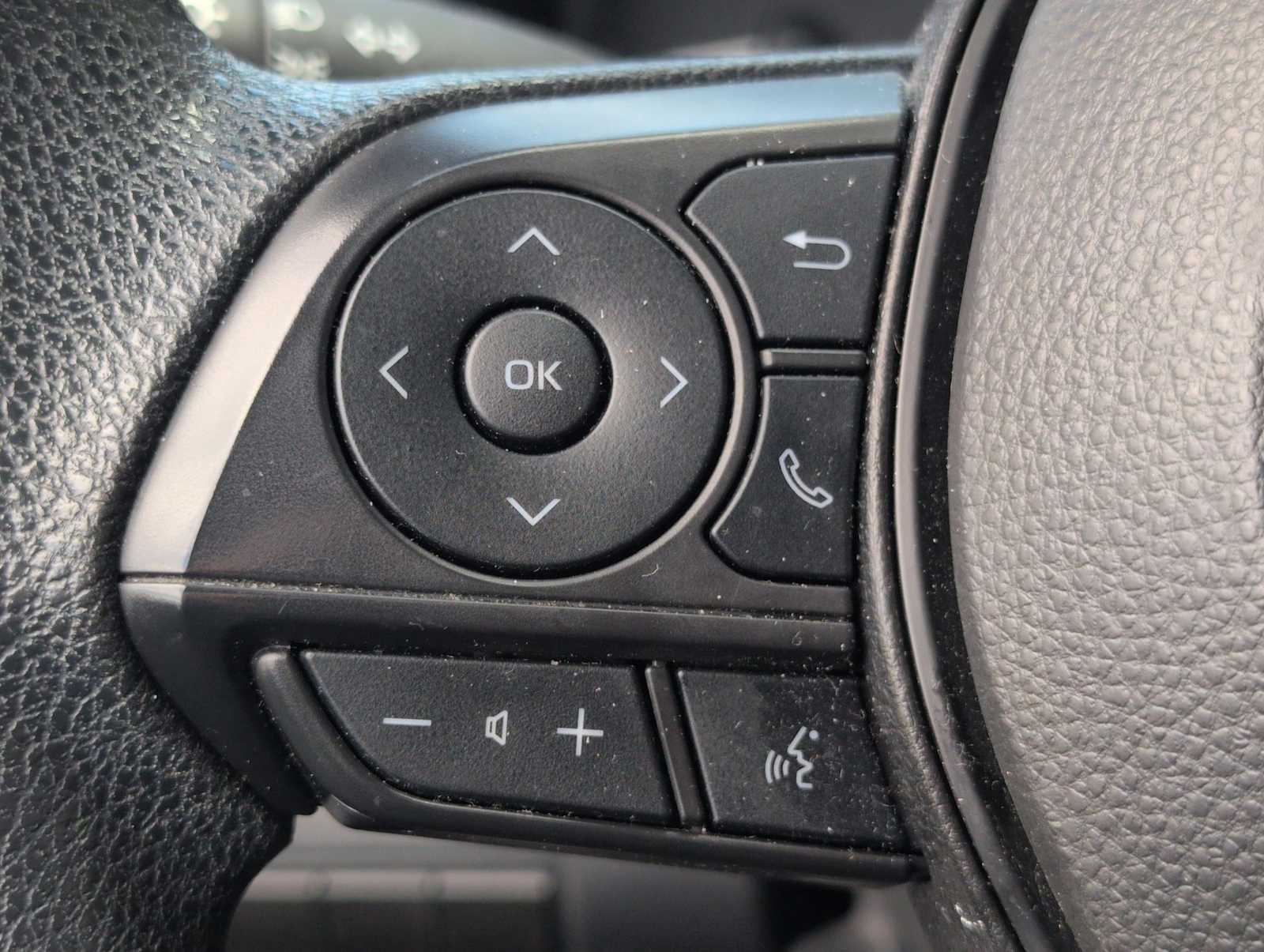 Thumbnail: 2024 Toyota Corolla - 22