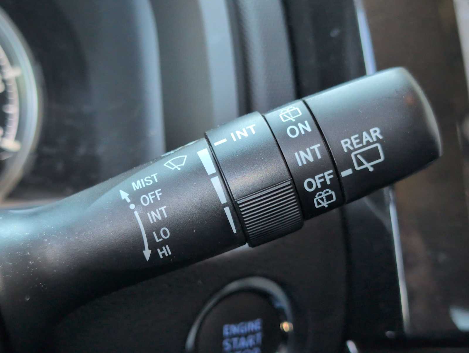 Thumbnail: 2022 Toyota 4Runner - 25