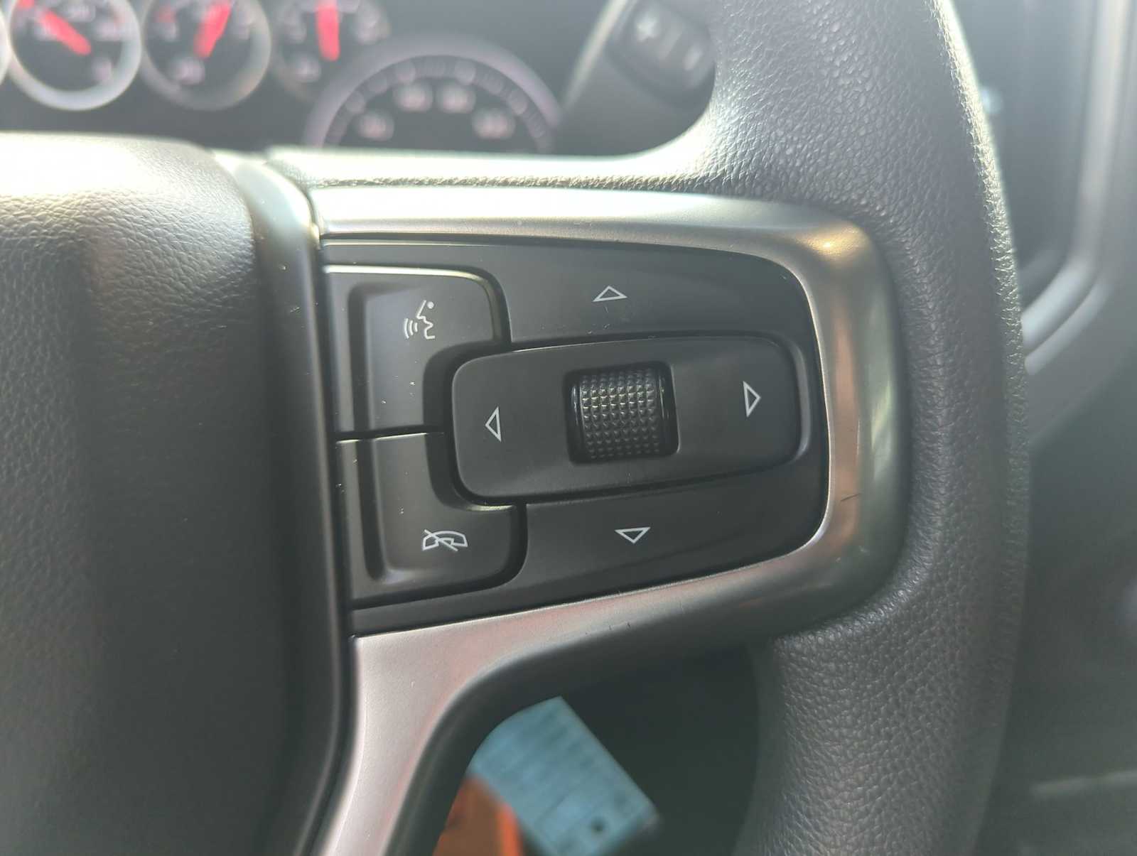 Thumbnail: 2022 Chevrolet Silverado 1500 - 25