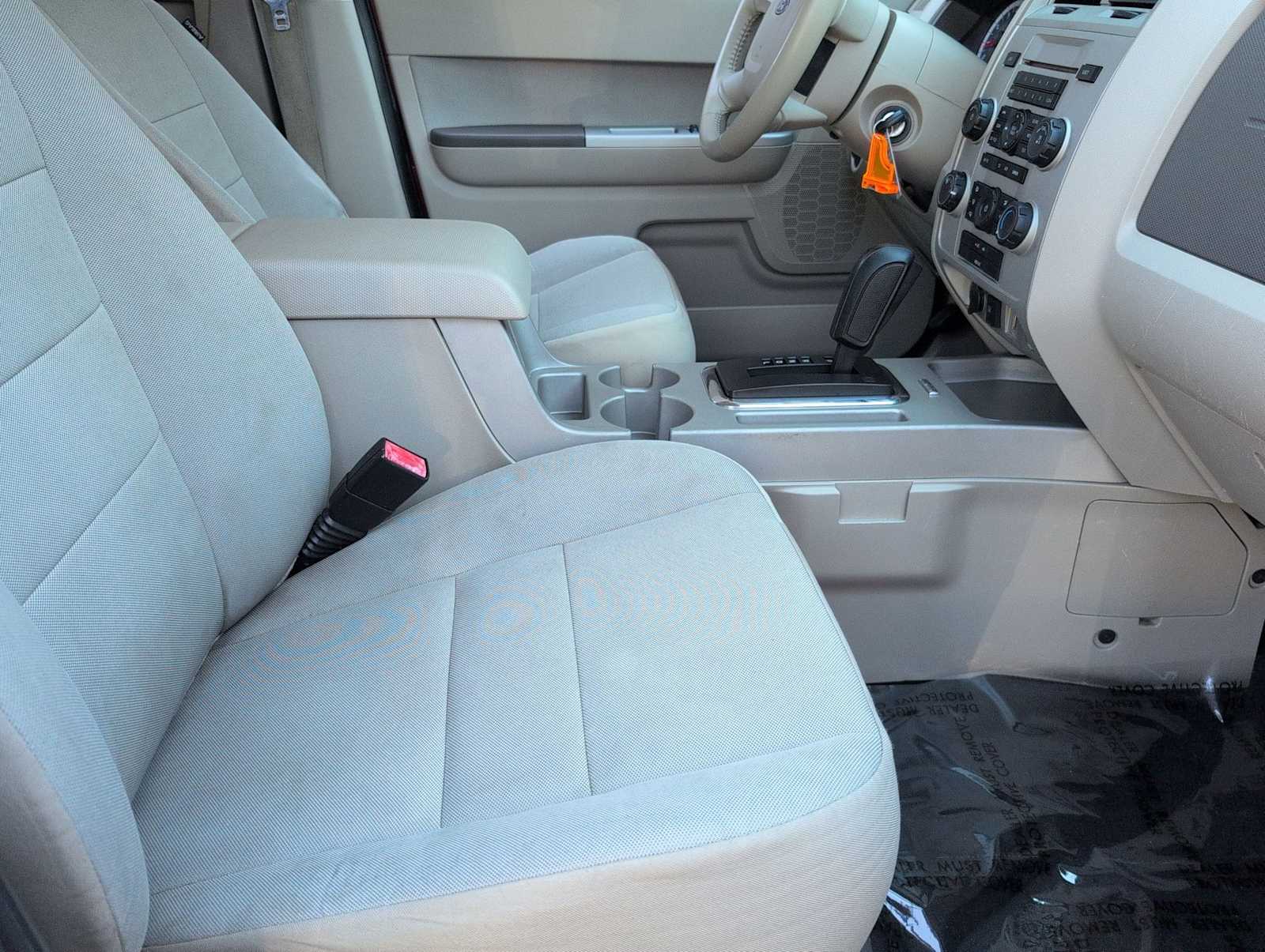 Thumbnail: 2012 Ford Escape - 21
