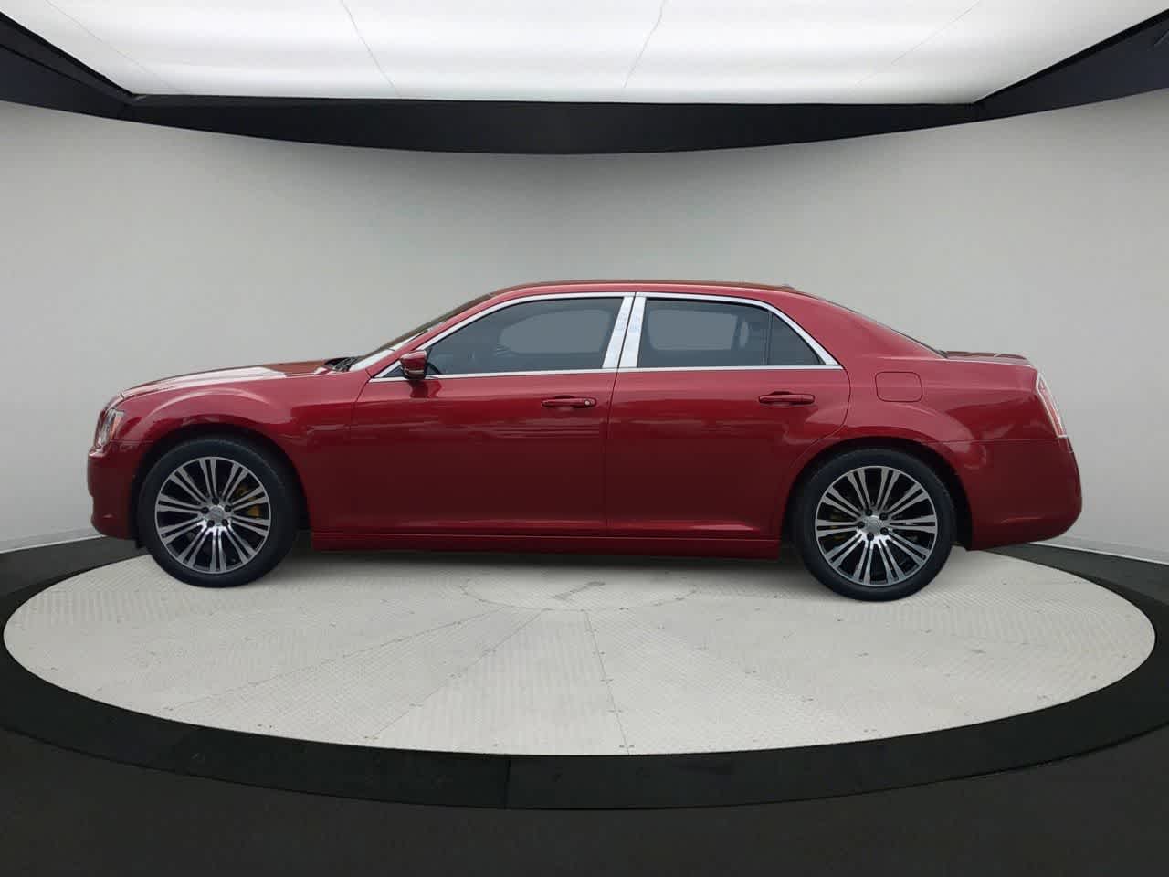 Thumbnail: 2014 Chrysler 300 - 5