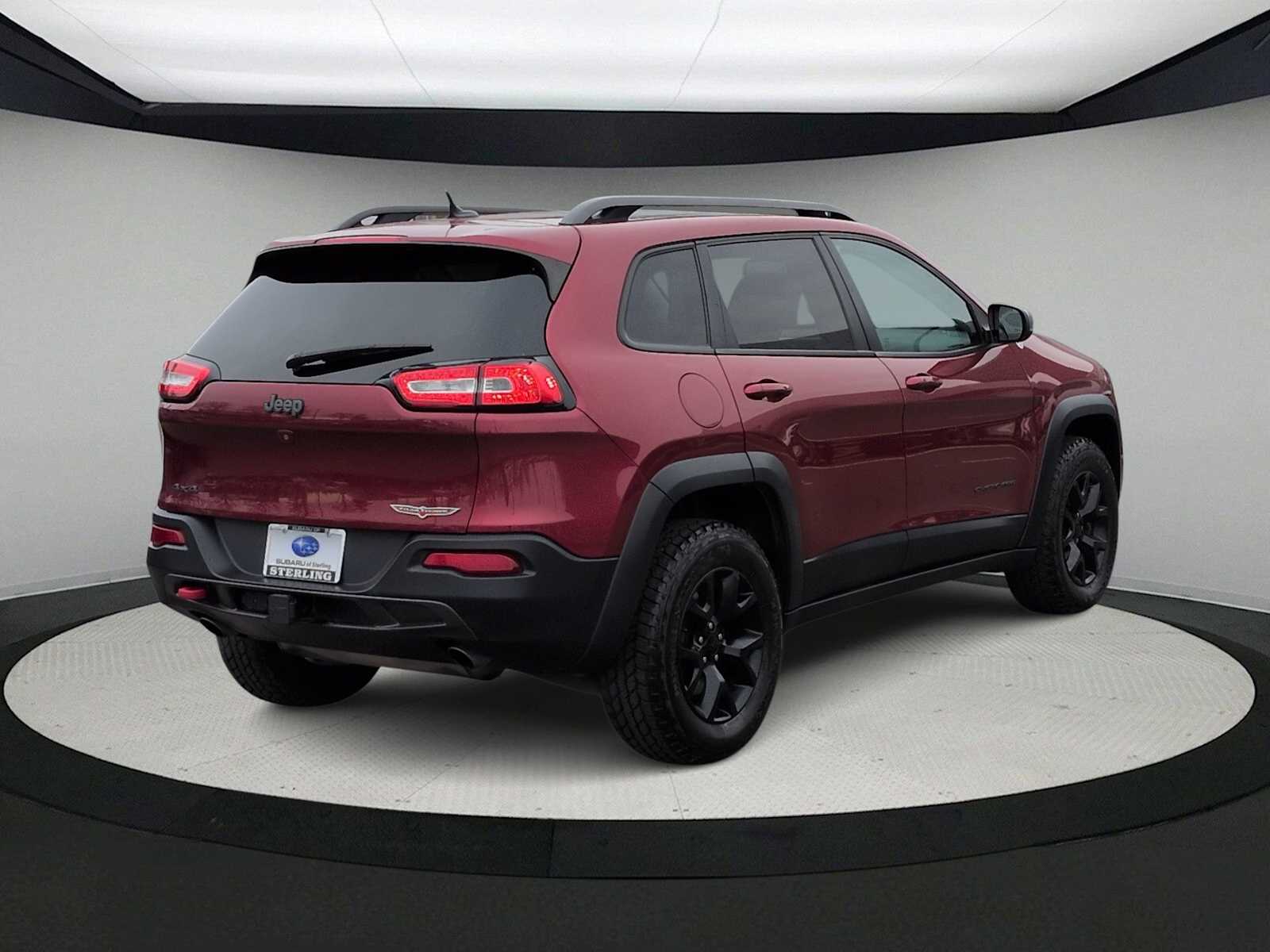 Thumbnail: 2015 Jeep Cherokee - 8