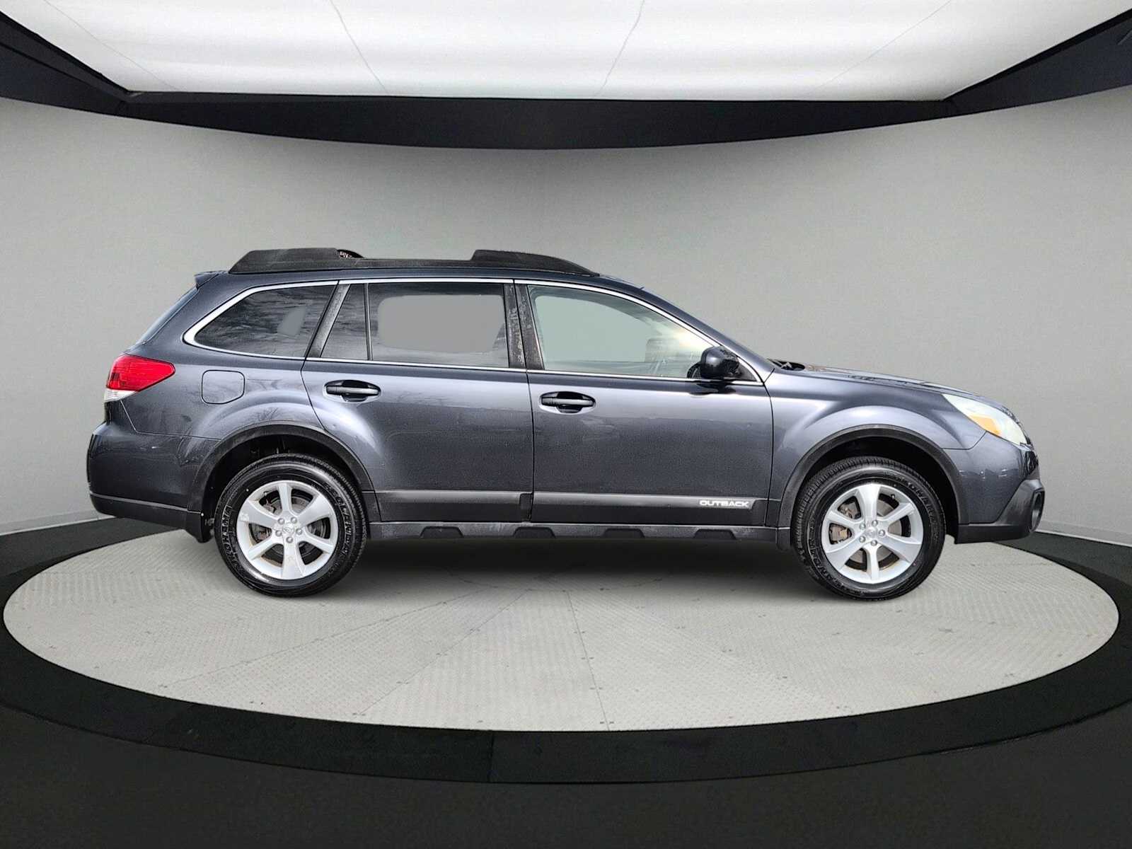 Thumbnail: 2013 Subaru Outback - 9