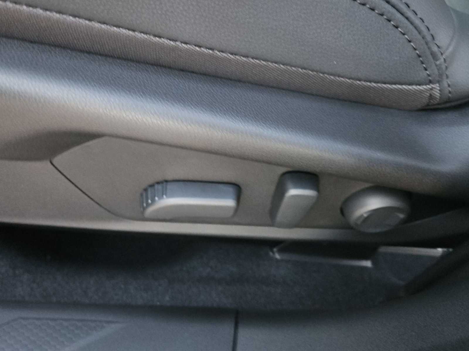 Thumbnail: 2026 Subaru Outback - 17