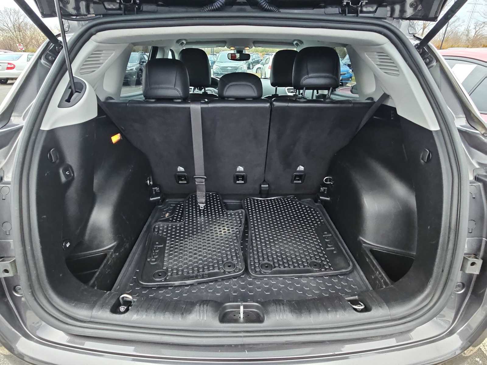 Thumbnail: 2019 Jeep Compass - 31