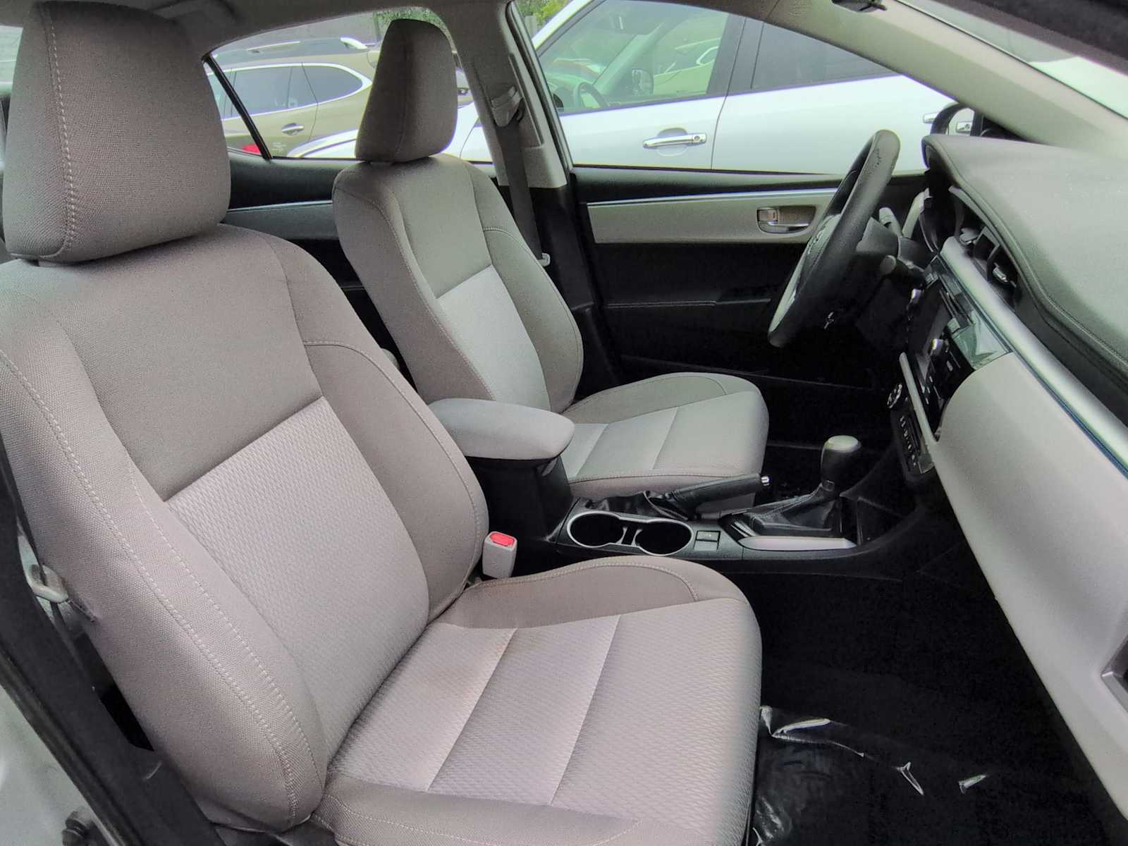Thumbnail: 2015 Toyota Corolla - 20