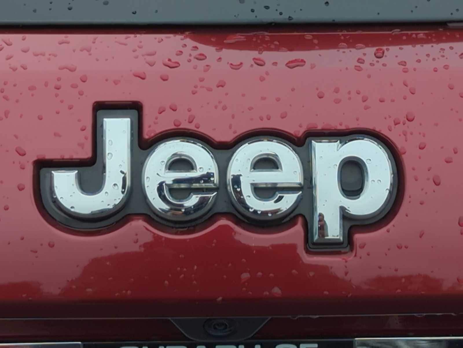 Thumbnail: 2021 Jeep Grand Cherokee - 11