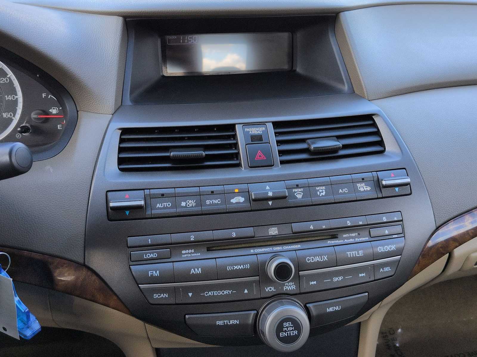 Thumbnail: 2010 Honda Accord - 28