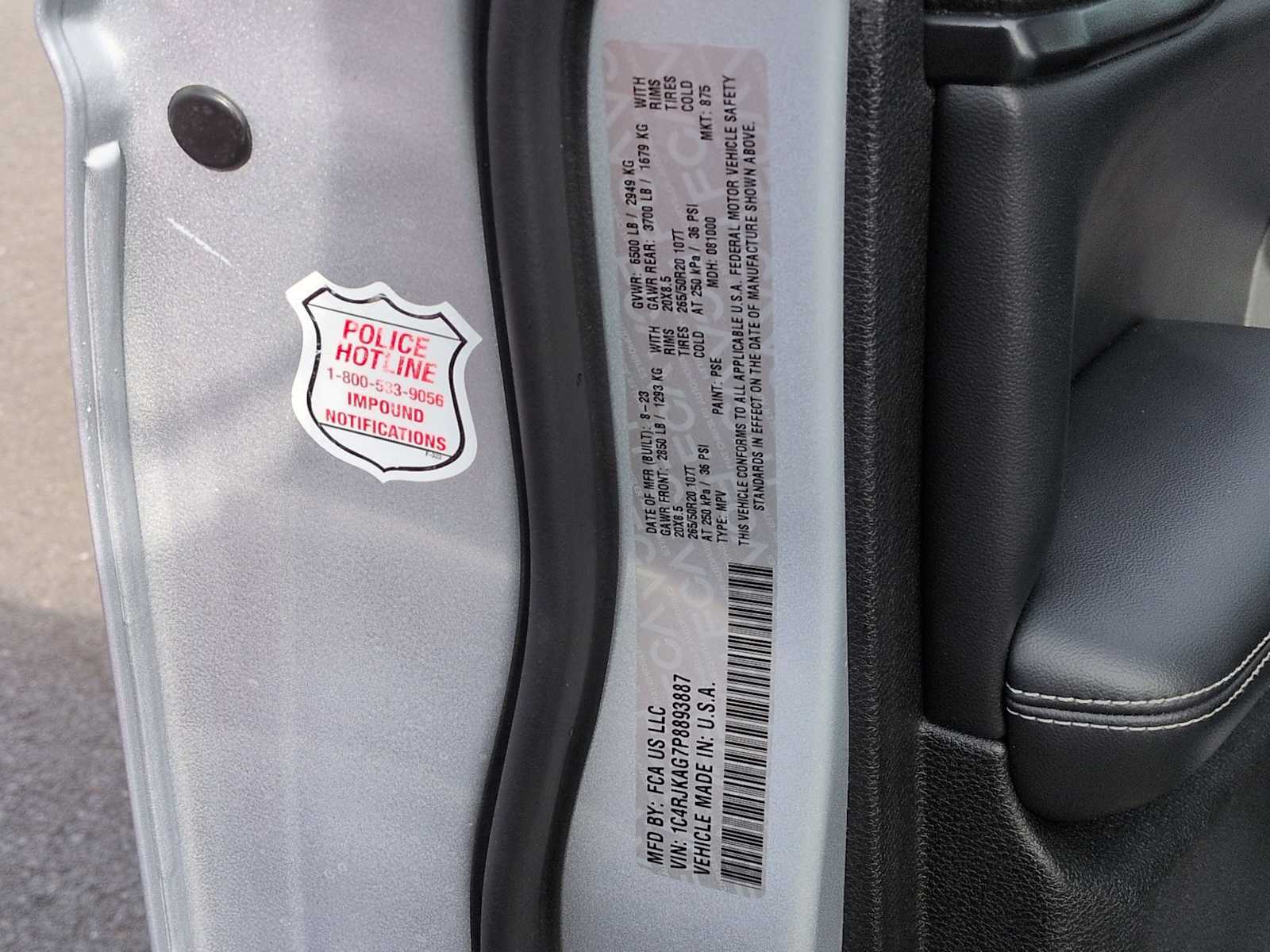 Thumbnail: 2023 Jeep Grand Cherokee L - 35