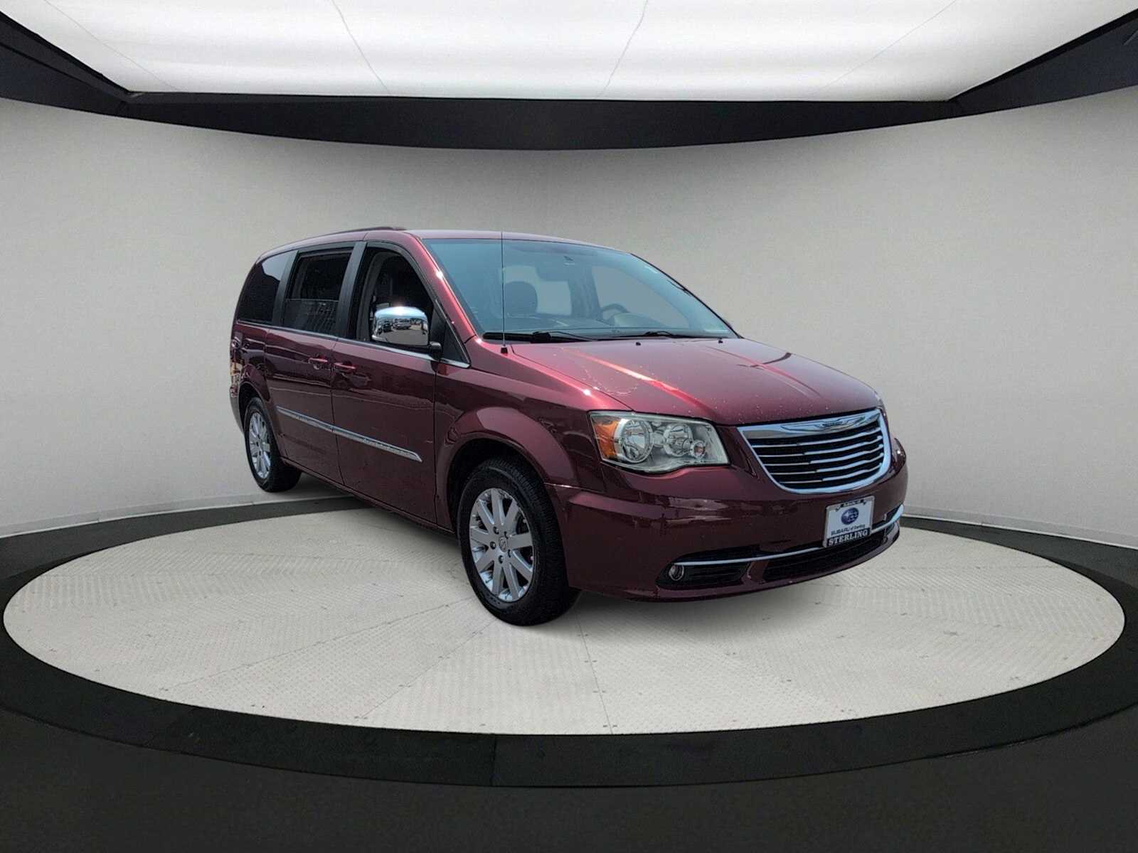 Used 2011 Chrysler Town & Country Touring-L with VIN 2A4RR8DG5BR712414 for sale in Sterling, VA