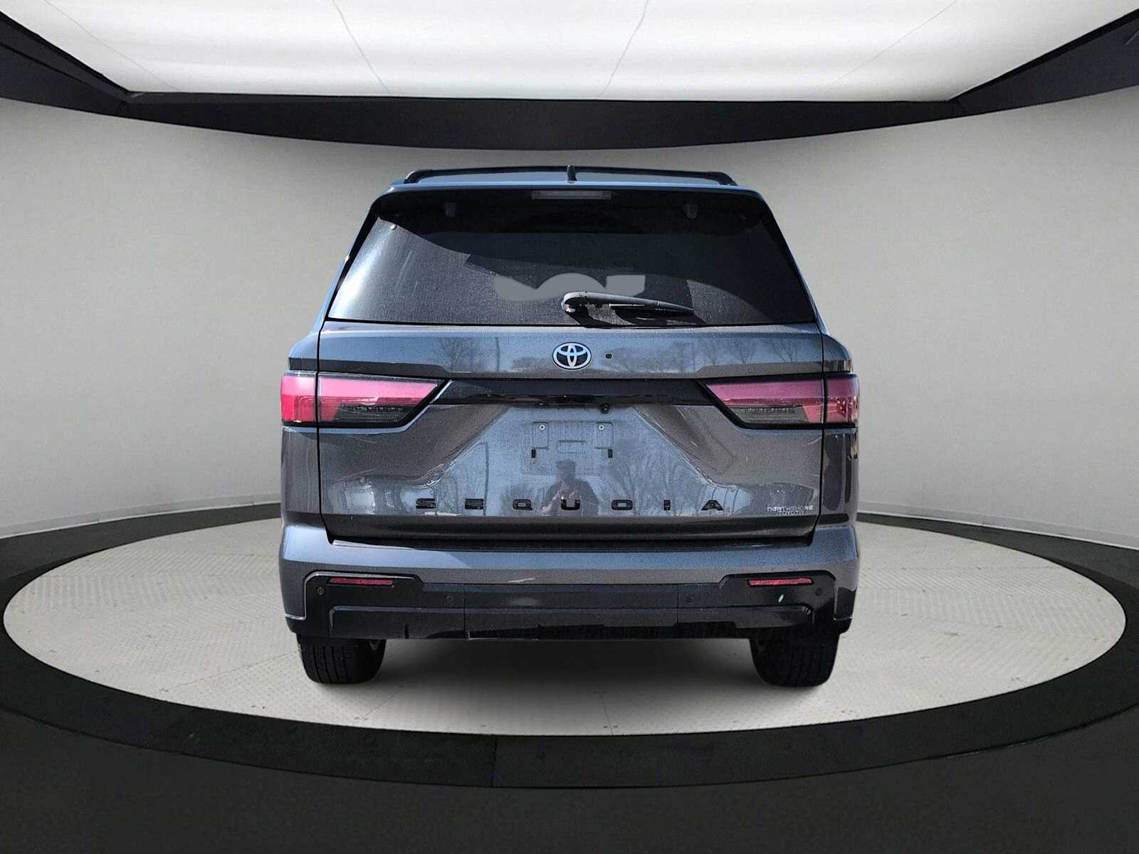 Thumbnail: 2023 Toyota Sequoia - 7