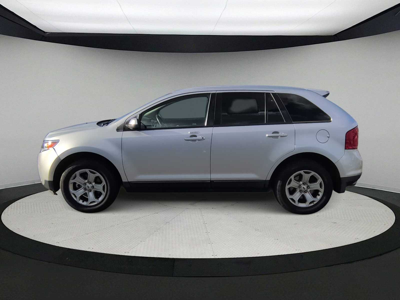 Thumbnail: 2013 Ford Edge - 5
