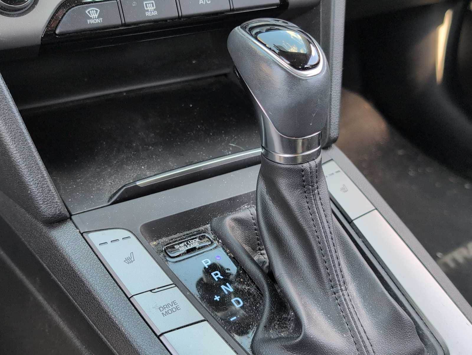 Thumbnail: 2018 Hyundai Elantra - 27