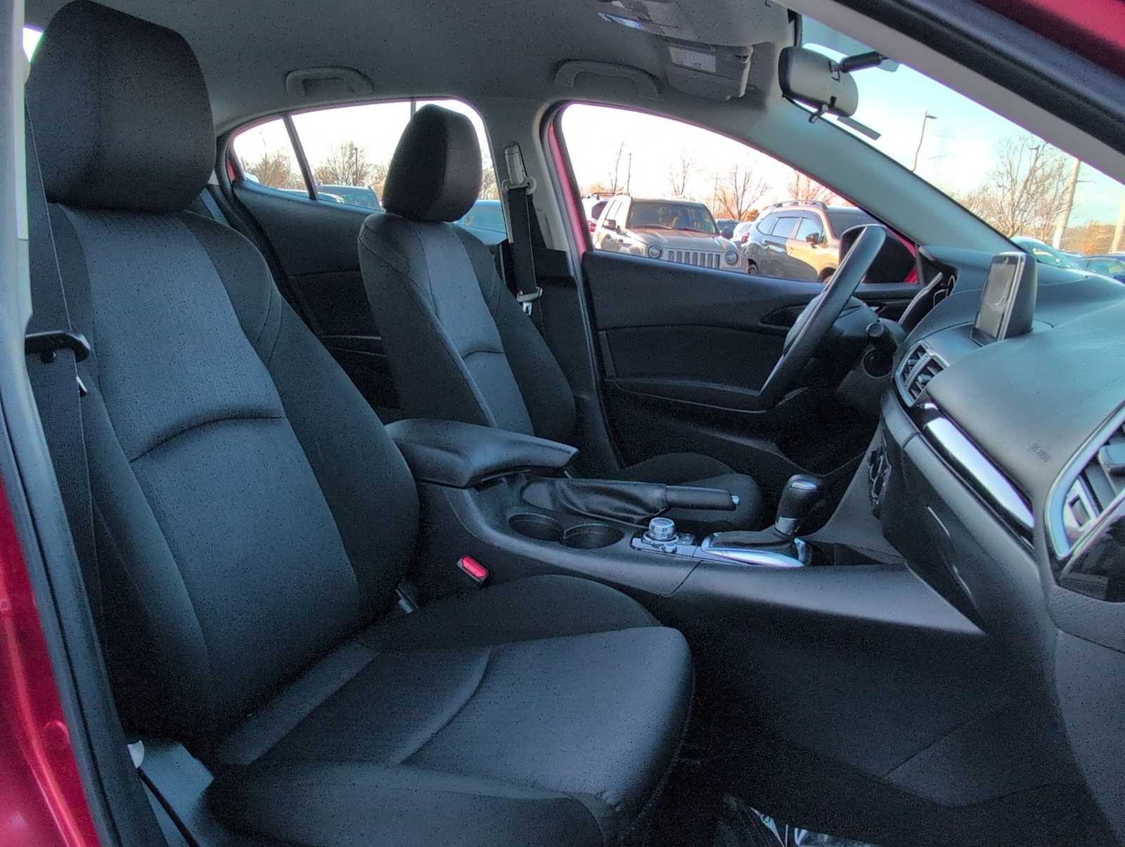 Thumbnail: 2015 Mazda Mazda3 - 22