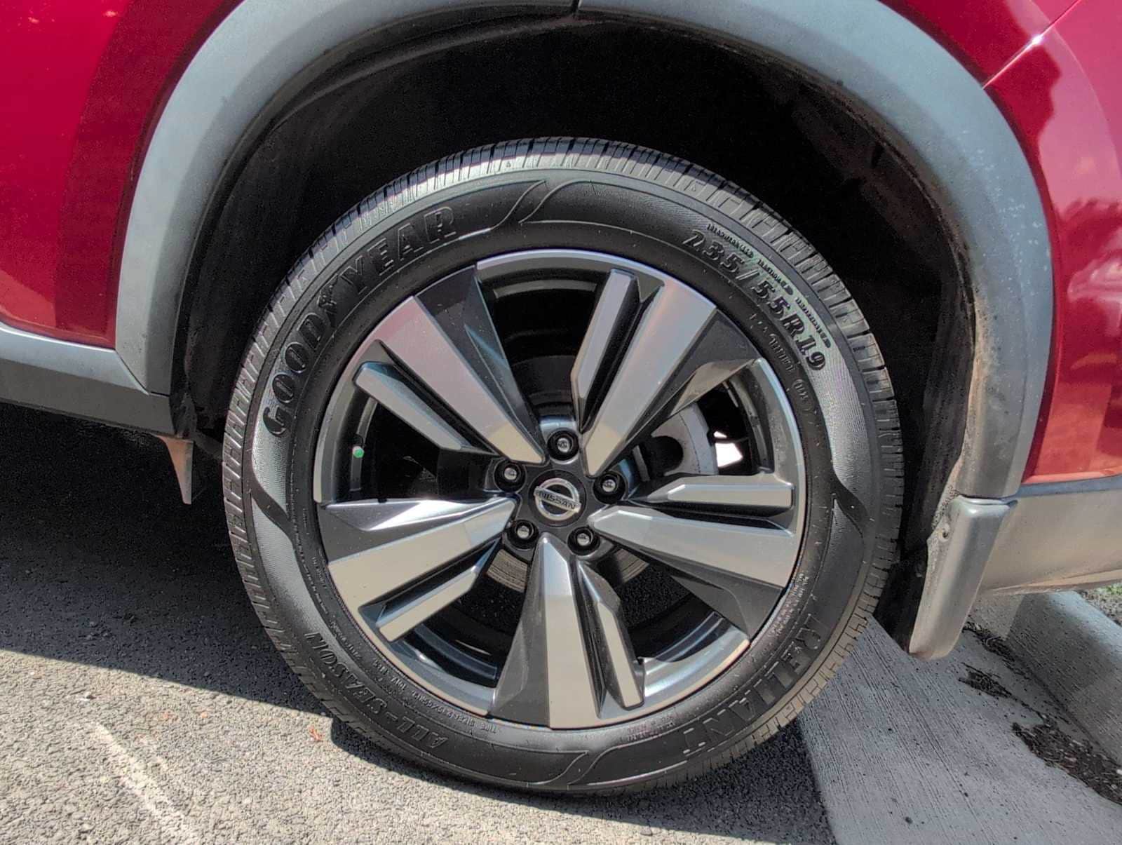 Thumbnail: 2021 Nissan Rogue - 14