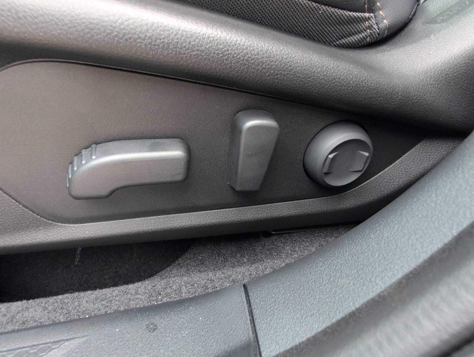 Thumbnail: 2026 Subaru Outback - 17