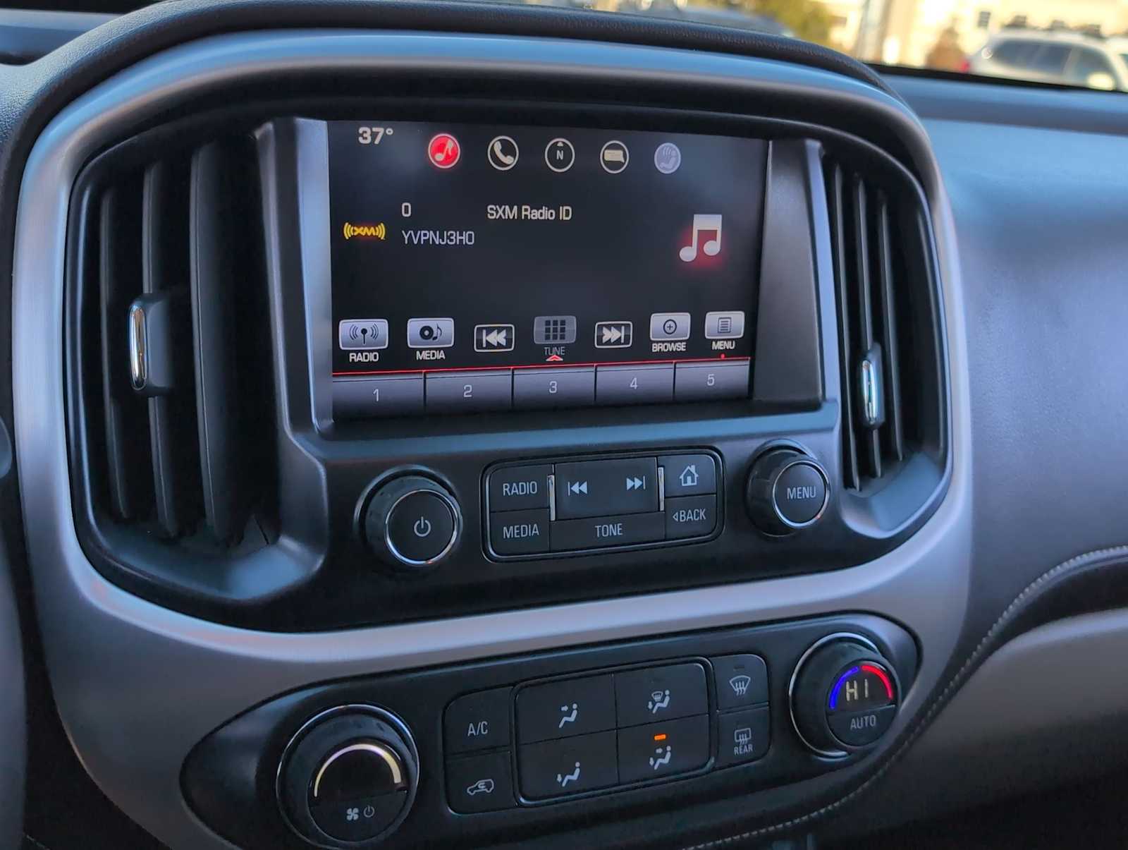 Thumbnail: 2016 GMC Canyon - 28