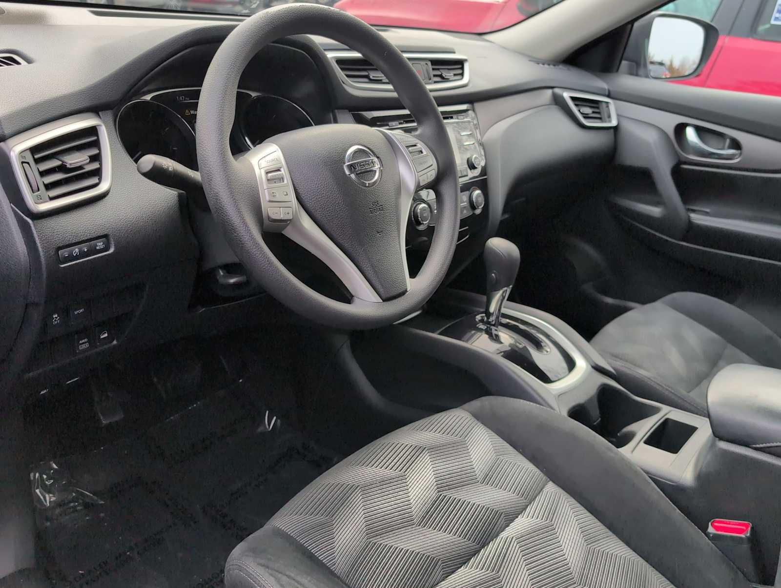 Thumbnail: 2014 Nissan Rogue - 10