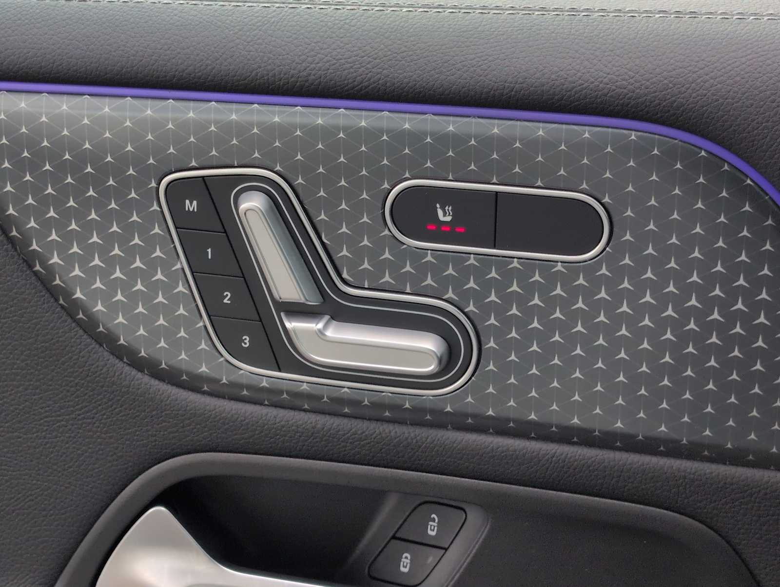 Thumbnail: 2024 Mercedes-Benz GLB - 17