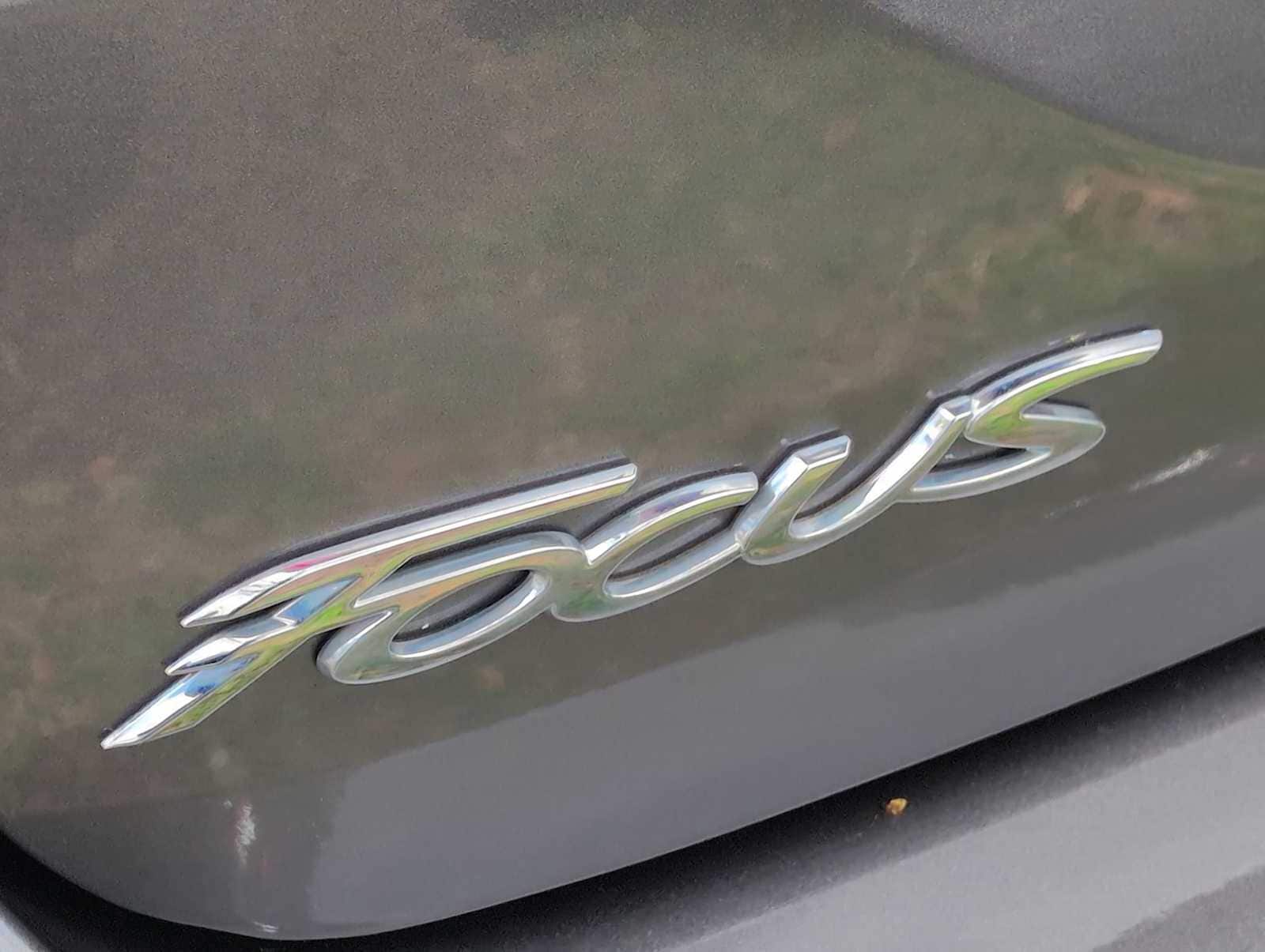 Thumbnail: 2013 Ford Focus - 13