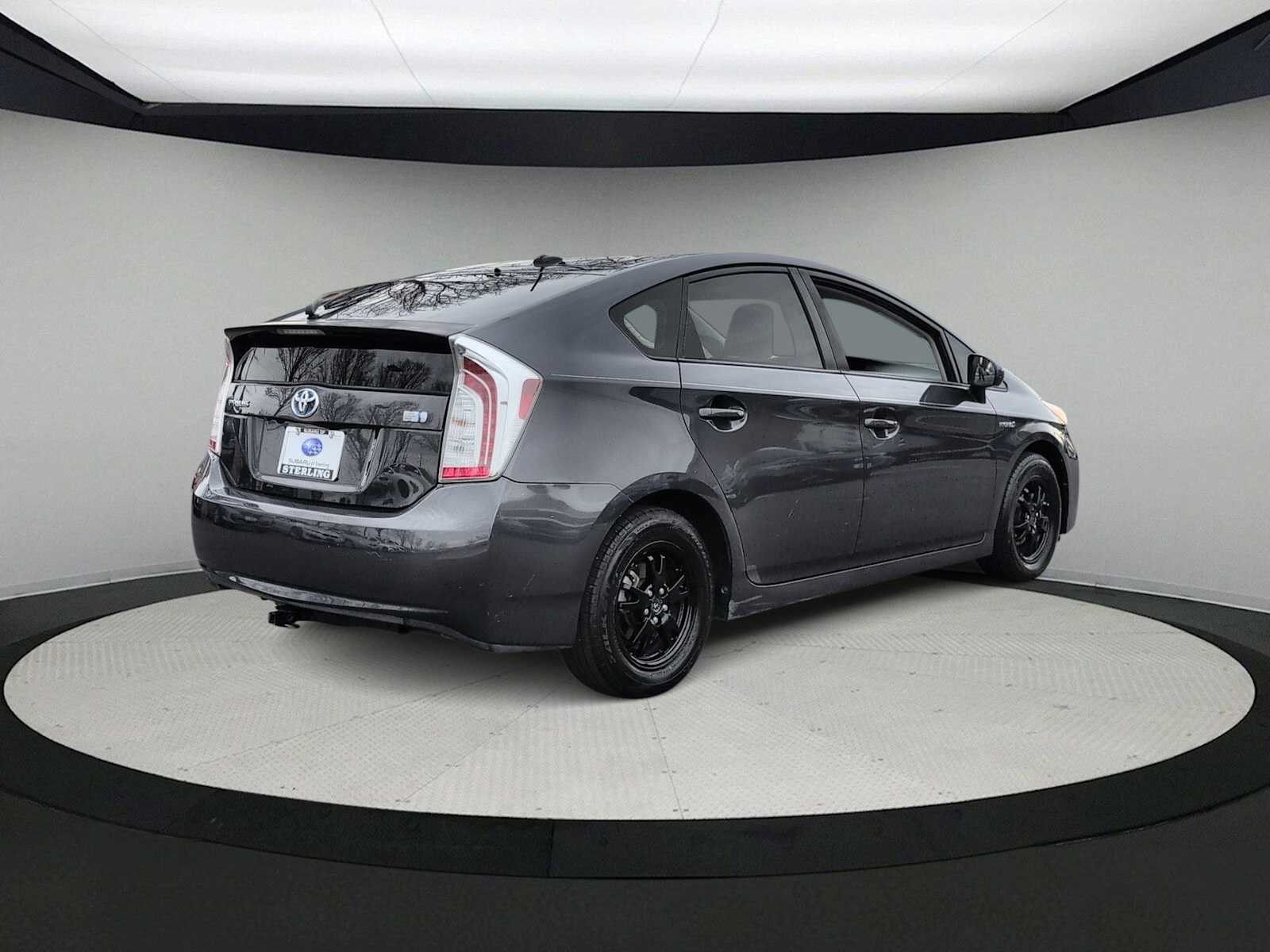Thumbnail: 2012 Toyota Prius - 8