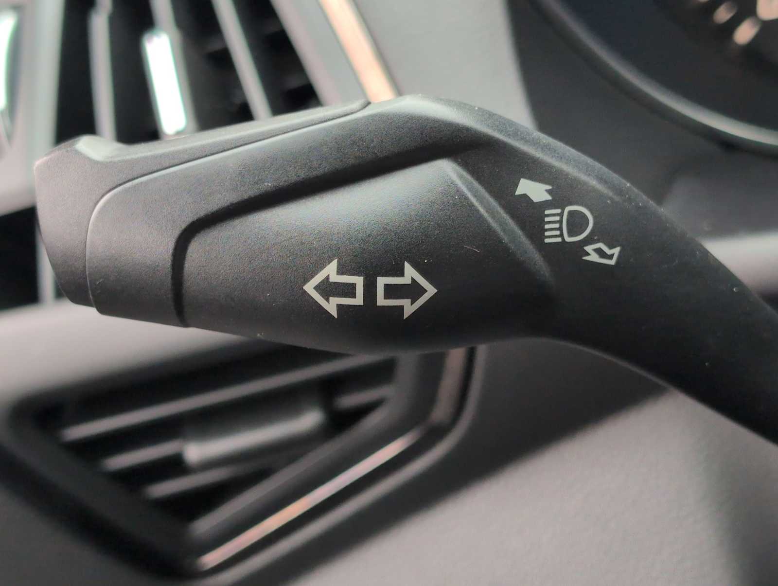 Thumbnail: 2014 Ford Escape - 26