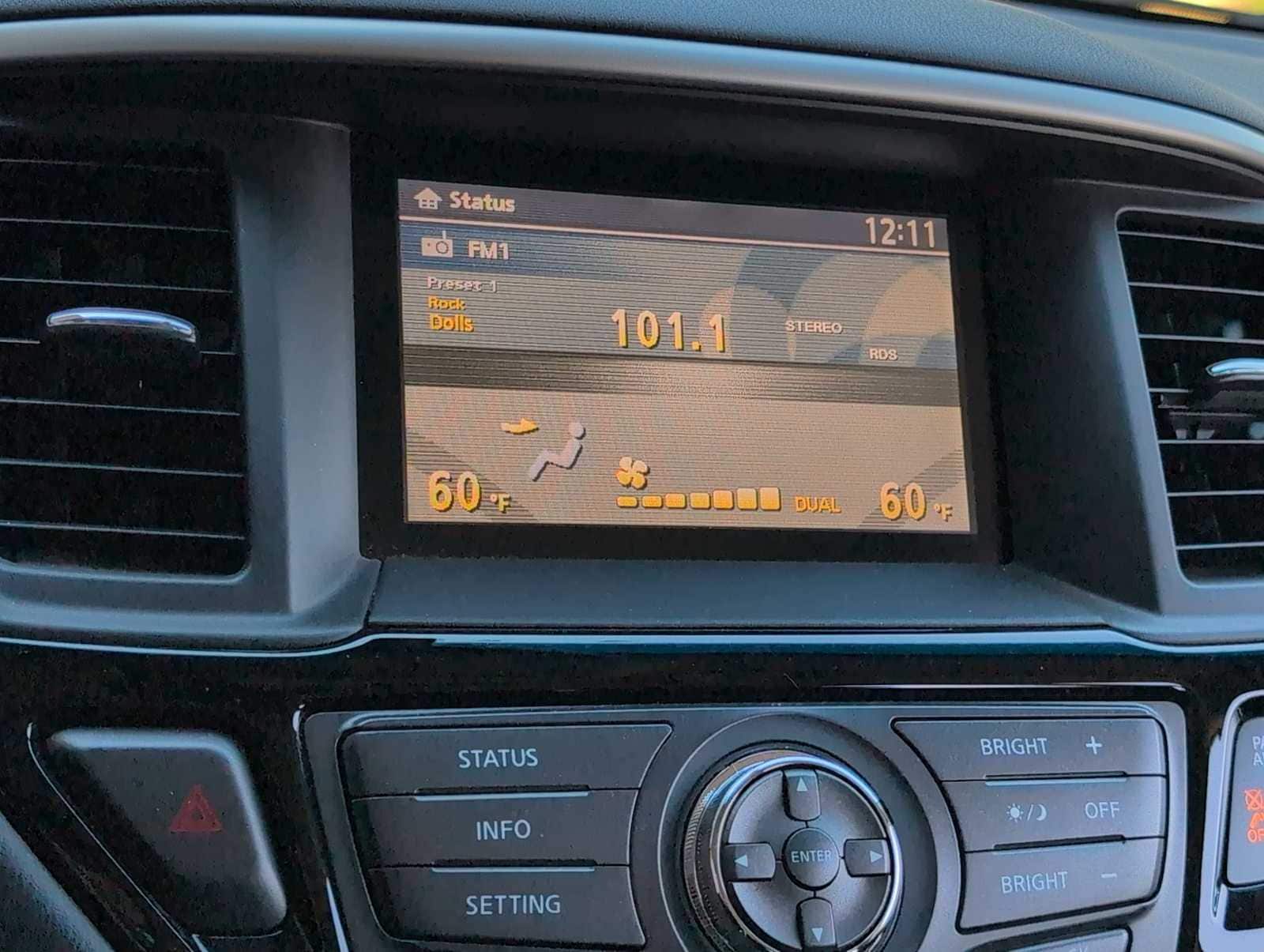 Thumbnail: 2014 Nissan Pathfinder - 27