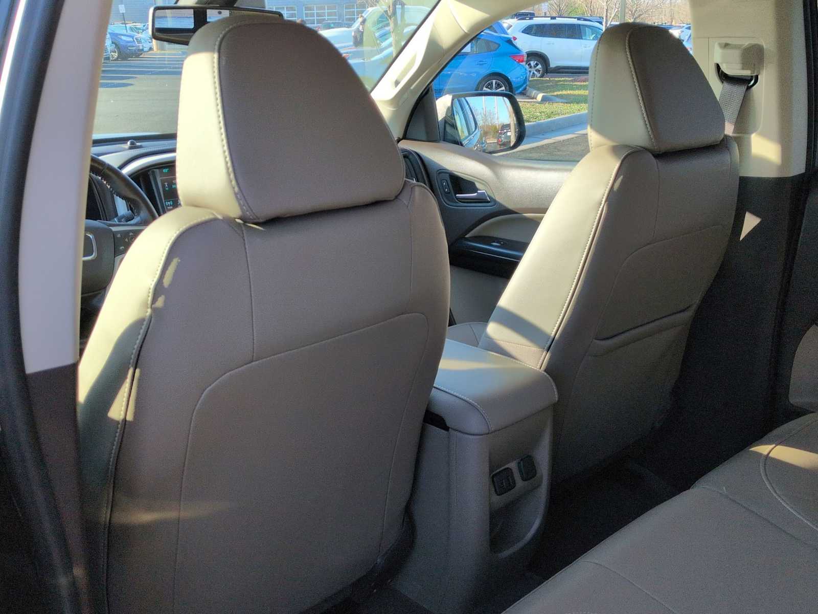 Thumbnail: 2017 GMC Canyon - 19