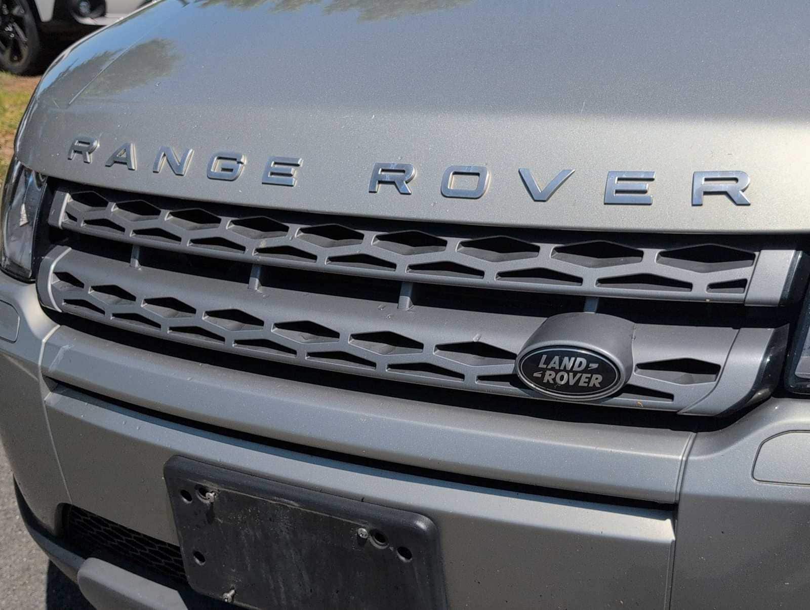 Thumbnail: 2013 Land Rover Range Rover Evoque - 12